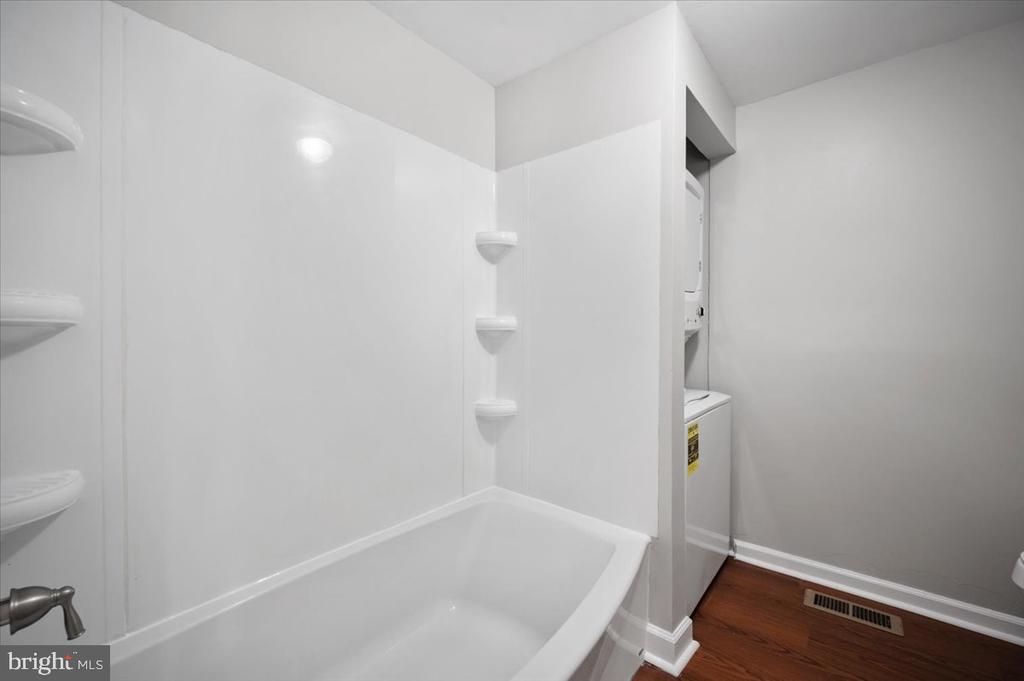 12275 FOX DEN LN, ORANGE, Virginia 22960, 3 Bedrooms Bedrooms, ,1 BathroomBathrooms,Residential,12275 FOX DEN LN,VAOR2013812 MLS # VAOR2013812