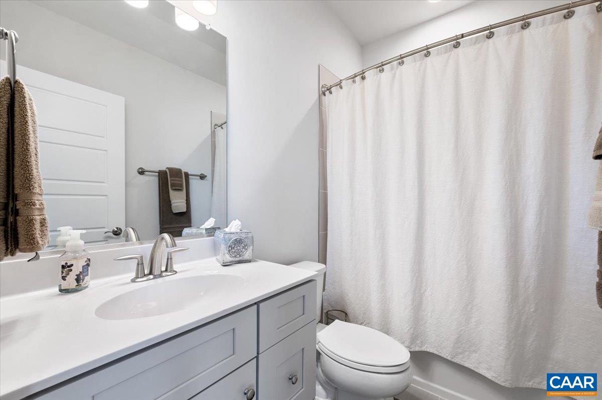 3470 CARROLL CREEK RD, KESWICK, Virginia 22947, 6 Bedrooms Bedrooms, ,5 BathroomsBathrooms,Residential,3470 CARROLL CREEK RD,674837 MLS # 674837