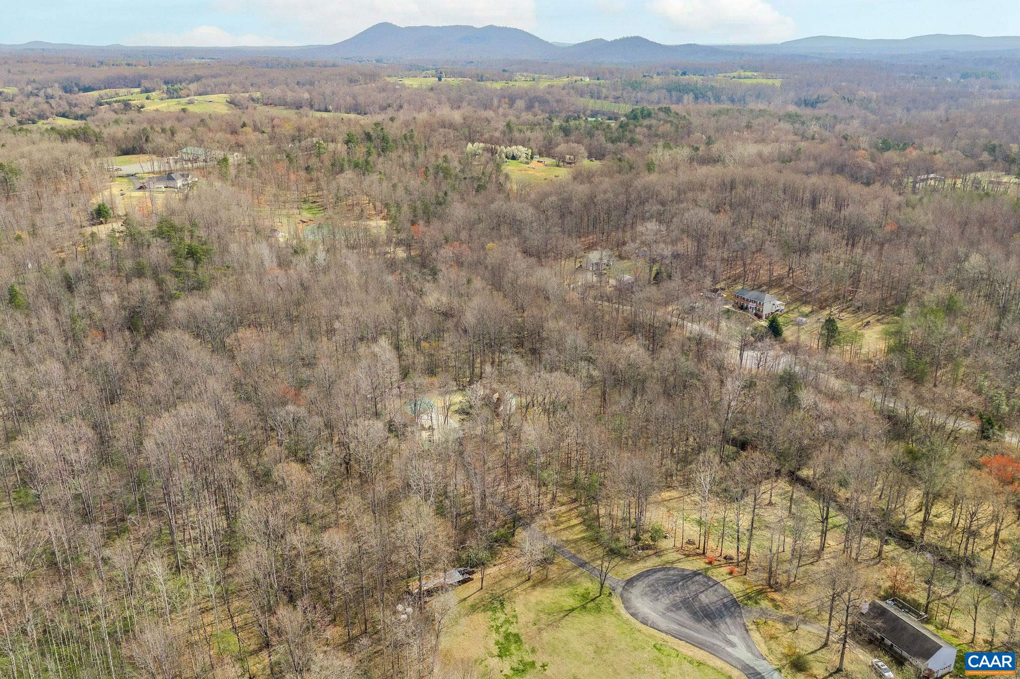 462 FOX HUNTERS LN, MADISON, Virginia 22727, 4 Bedrooms Bedrooms, ,3 BathroomsBathrooms,Residential,462 FOX HUNTERS LN,675281 MLS # 675281