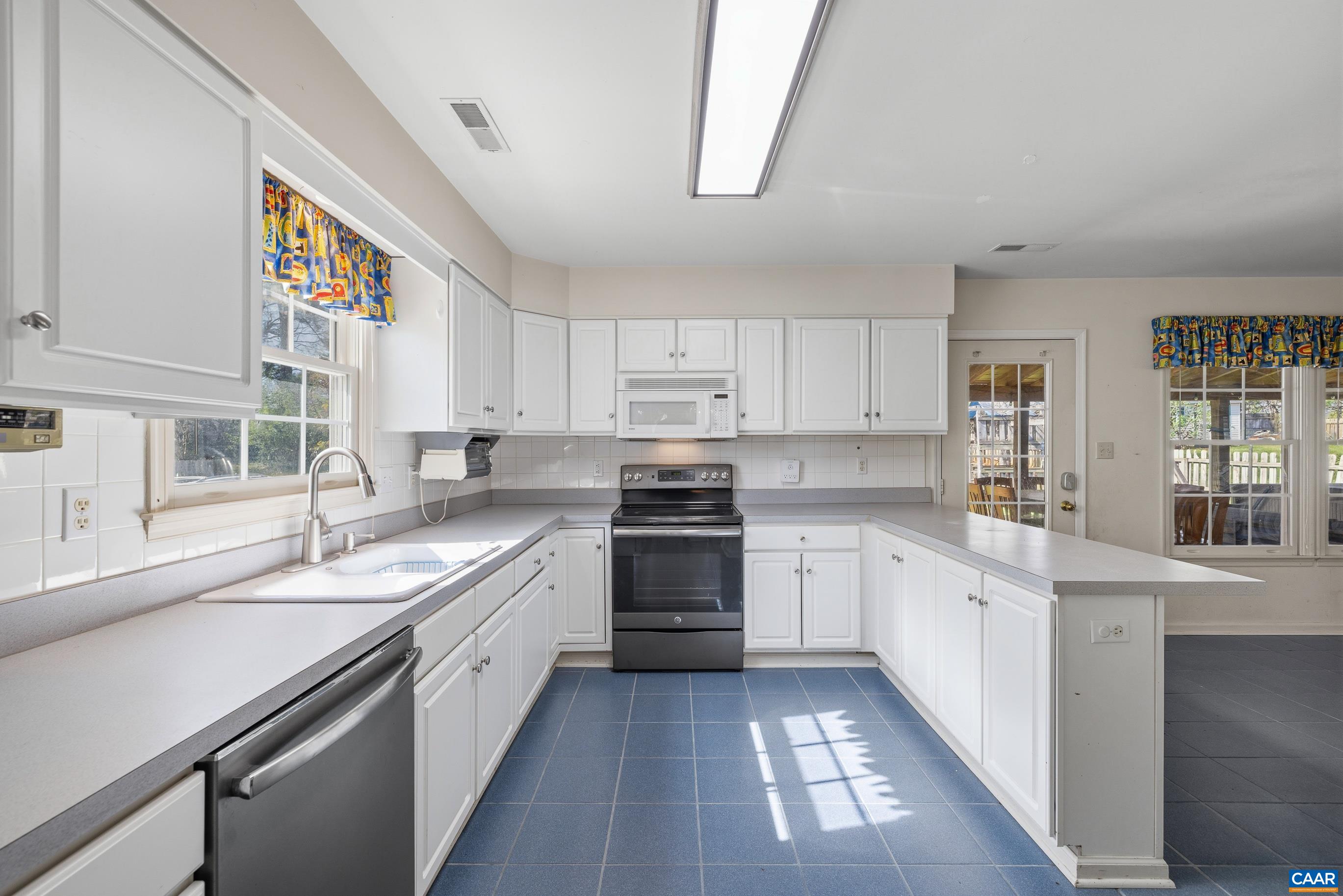 1547 BROAD CROSSING RD, CHARLOTTESVILLE, Virginia 22911, 4 Bedrooms Bedrooms, ,2 BathroomsBathrooms,Residential,1547 BROAD CROSSING RD,675351 MLS # 675351