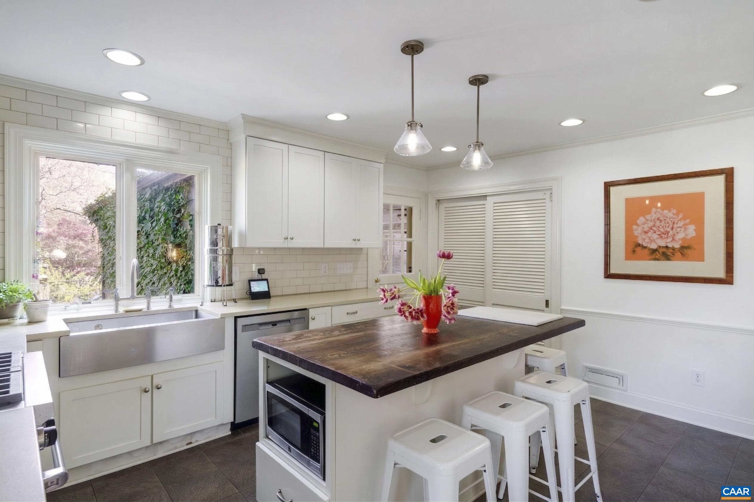 2220 CORNWALL RD, CHARLOTTESVILLE, Virginia 22901, 5 Bedrooms Bedrooms, ,3 BathroomsBathrooms,Residential,Renovated 5 BR, 3.5BA West Leigh home on an except,2220 CORNWALL RD,675412 MLS # 675412