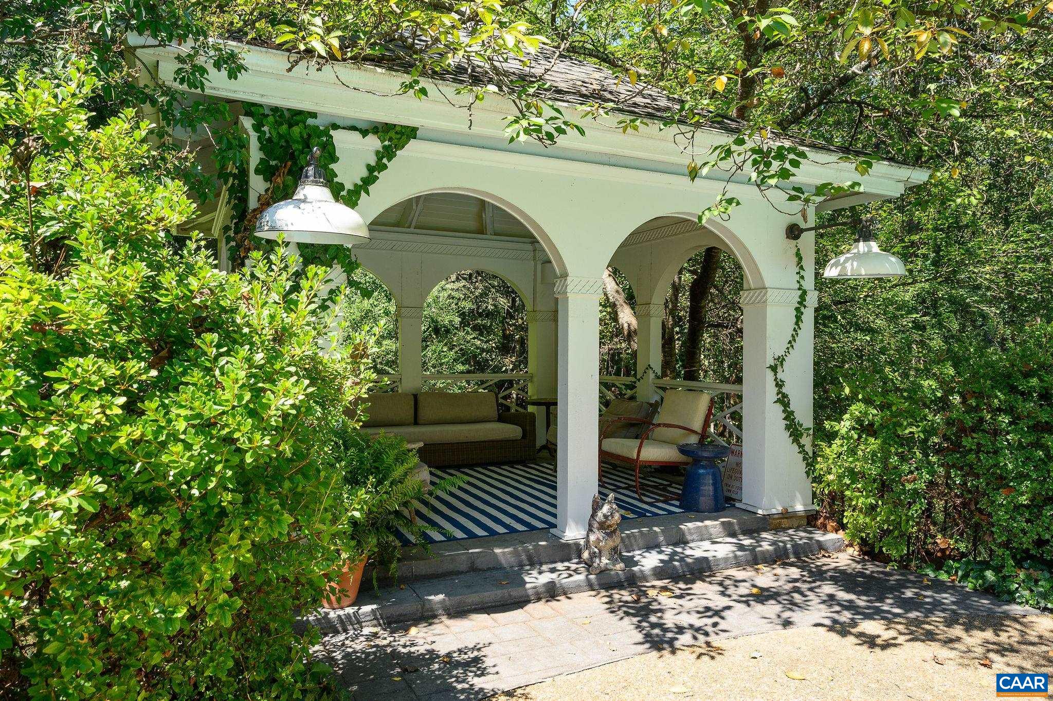 2220 CORNWALL RD, CHARLOTTESVILLE, Virginia 22901, 5 Bedrooms Bedrooms, ,3 BathroomsBathrooms,Residential,Renovated 5 BR, 3.5BA West Leigh home on an except,2220 CORNWALL RD,675412 MLS # 675412