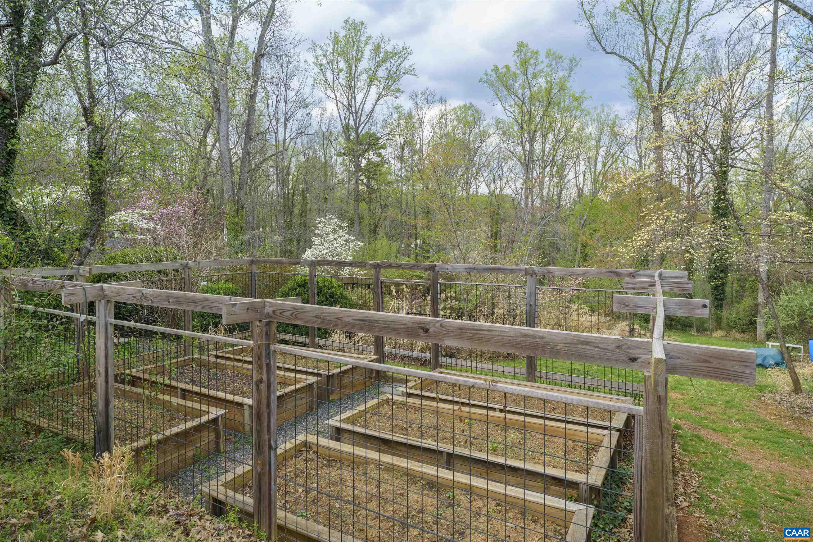 2220 CORNWALL RD, CHARLOTTESVILLE, Virginia 22901, 5 Bedrooms Bedrooms, ,3 BathroomsBathrooms,Residential,Renovated 5 BR, 3.5BA West Leigh home on an except,2220 CORNWALL RD,675412 MLS # 675412