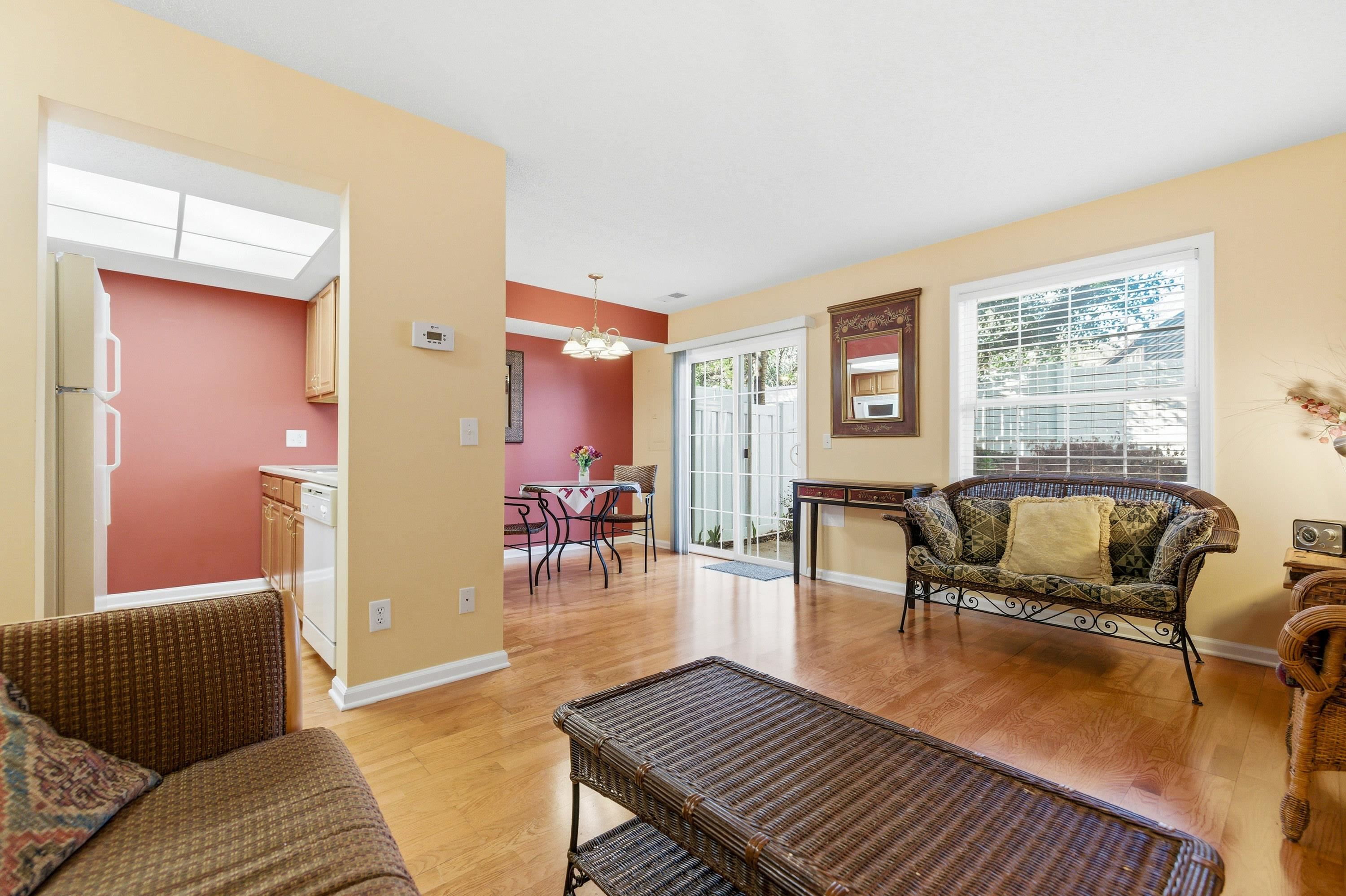 1094 OAKDALE CT, ROCKINGHAM, Virginia 22801, 3 Bedrooms Bedrooms, ,2 BathroomsBathrooms,Residential,1094 OAKDALE CT,675488 MLS # 675488 1094 OAKDALE CT, ROCKINGHAM, Virginia 22801, 3 Bedrooms Bedrooms, ,2 BathroomsBathrooms,Residential,1094 OAKDALE CT,675488 MLS # 675488