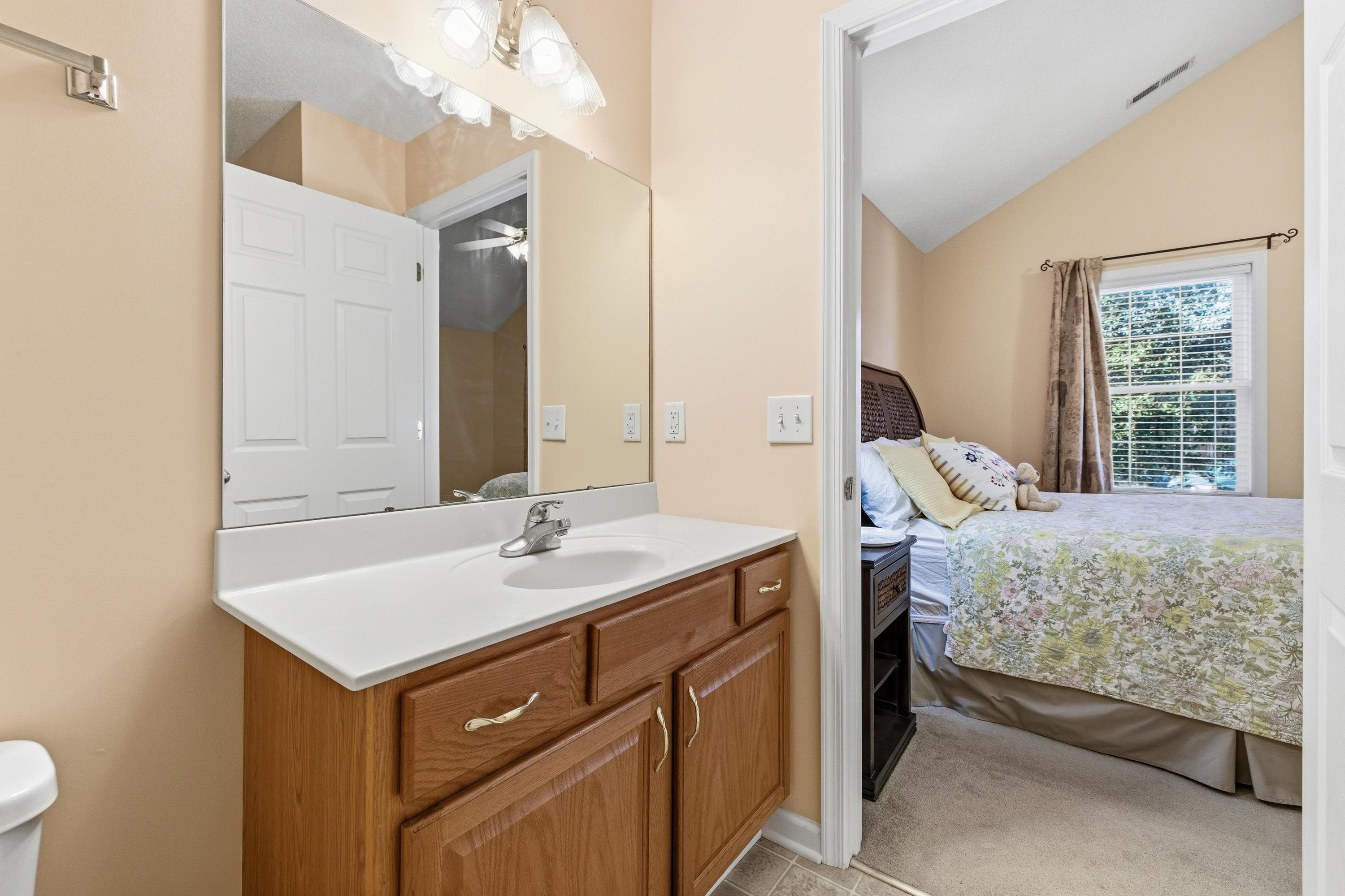 1094 OAKDALE CT, ROCKINGHAM, Virginia 22801, 3 Bedrooms Bedrooms, ,2 BathroomsBathrooms,Residential,1094 OAKDALE CT,675488 MLS # 675488 1094 OAKDALE CT, ROCKINGHAM, Virginia 22801, 3 Bedrooms Bedrooms, ,2 BathroomsBathrooms,Residential,1094 OAKDALE CT,675488 MLS # 675488