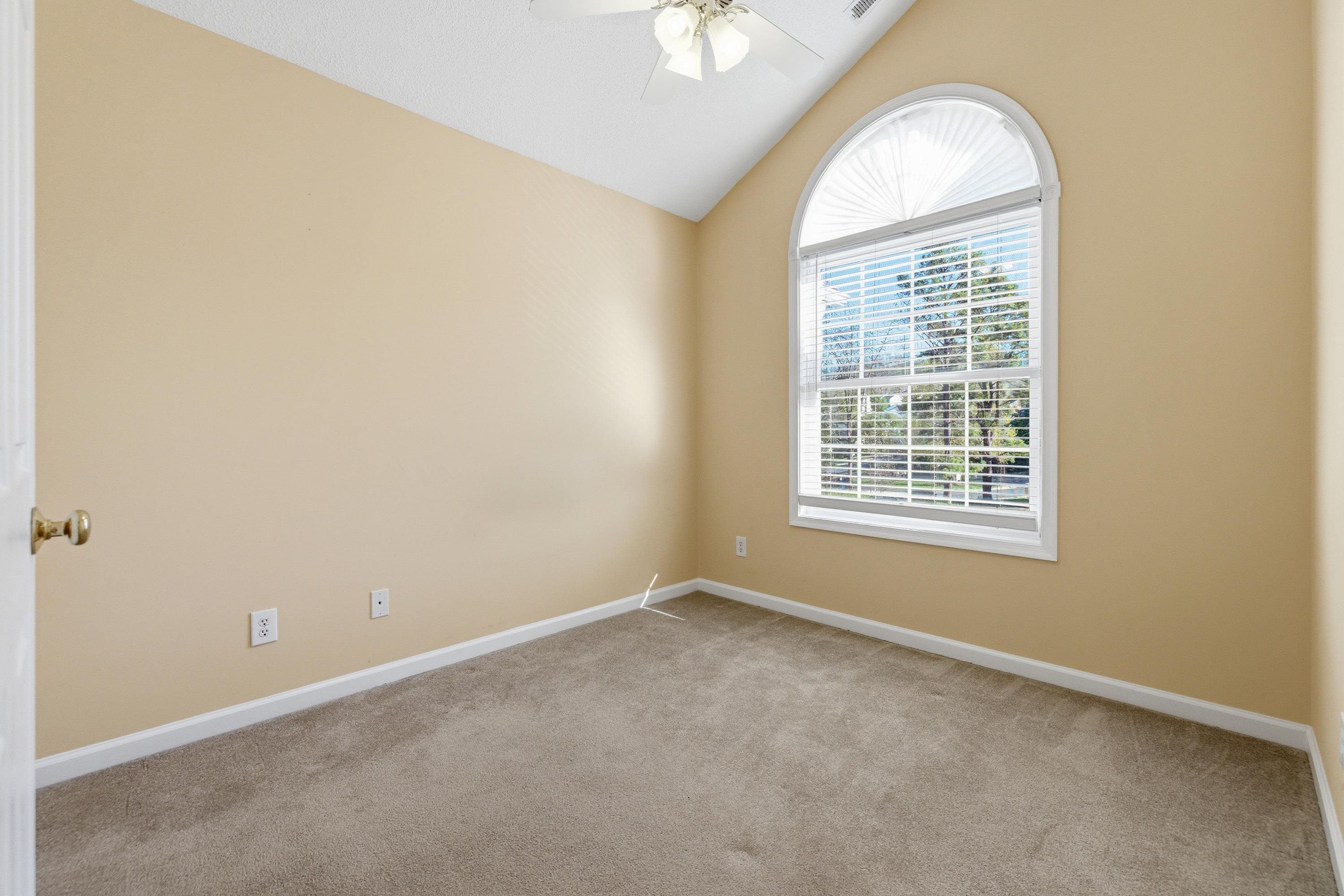 1094 OAKDALE CT, ROCKINGHAM, Virginia 22801, 3 Bedrooms Bedrooms, ,2 BathroomsBathrooms,Residential,1094 OAKDALE CT,675488 MLS # 675488 1094 OAKDALE CT, ROCKINGHAM, Virginia 22801, 3 Bedrooms Bedrooms, ,2 BathroomsBathrooms,Residential,1094 OAKDALE CT,675488 MLS # 675488