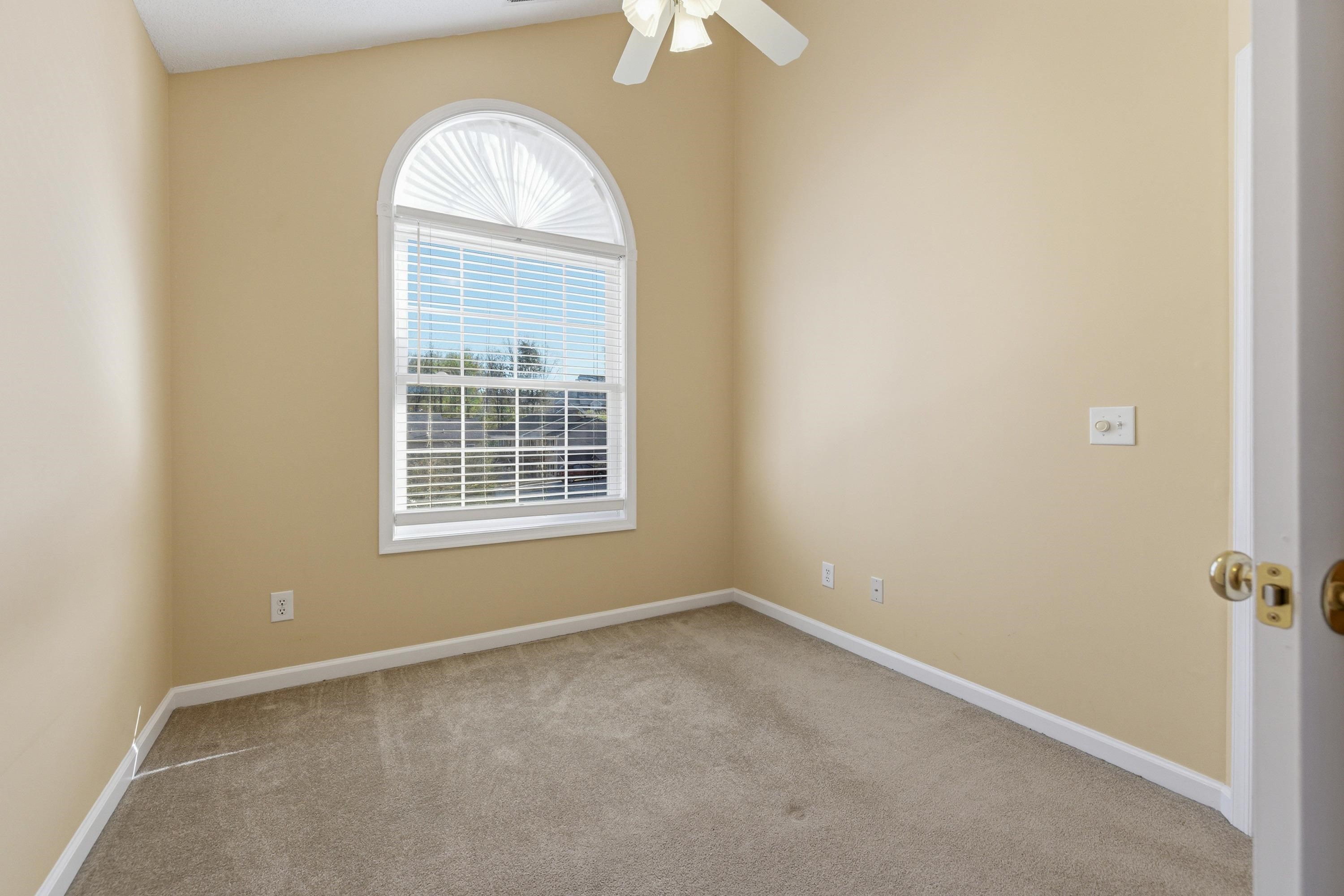 1094 OAKDALE CT, ROCKINGHAM, Virginia 22801, 3 Bedrooms Bedrooms, ,2 BathroomsBathrooms,Residential,1094 OAKDALE CT,675488 MLS # 675488 1094 OAKDALE CT, ROCKINGHAM, Virginia 22801, 3 Bedrooms Bedrooms, ,2 BathroomsBathrooms,Residential,1094 OAKDALE CT,675488 MLS # 675488