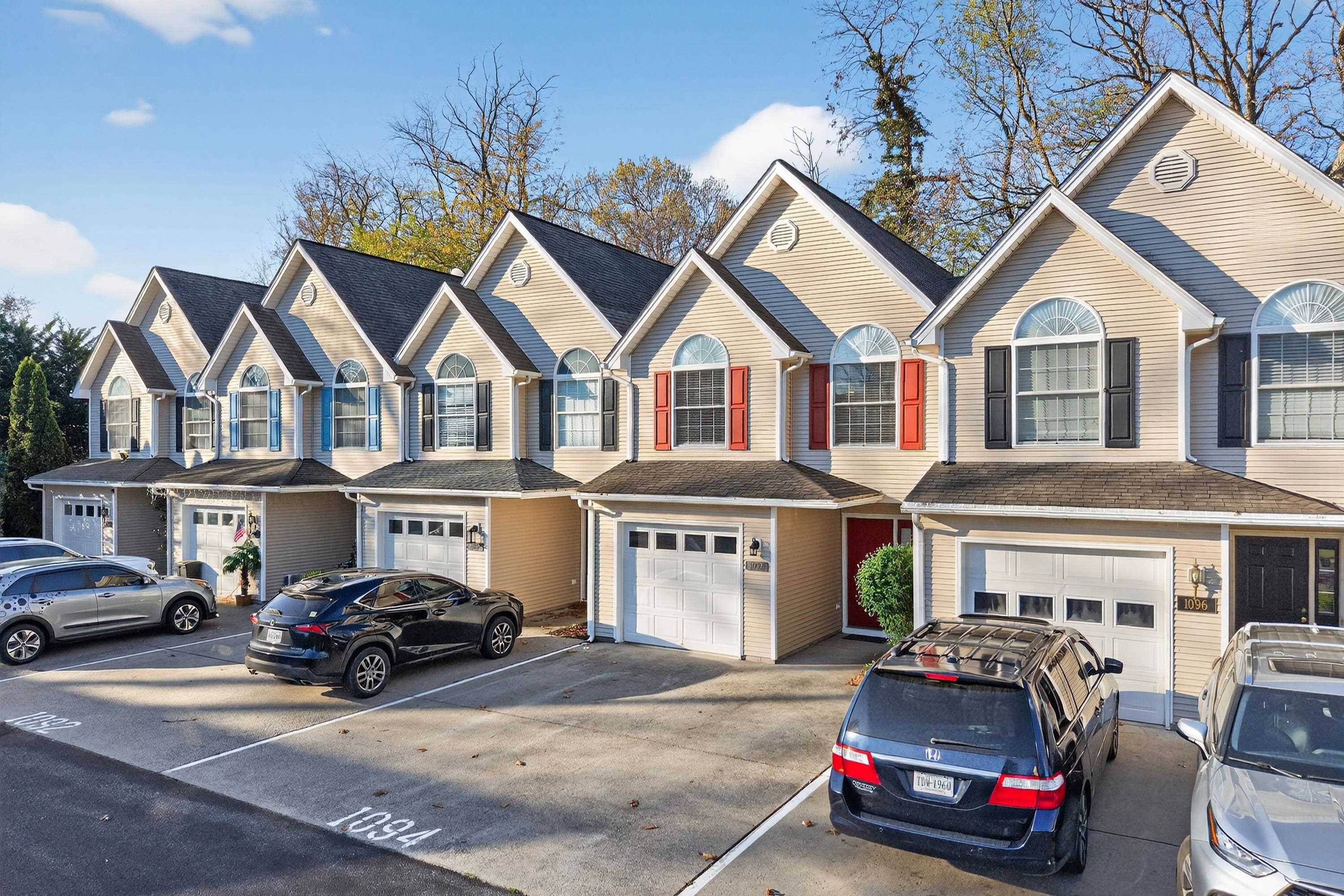 1094 OAKDALE CT, ROCKINGHAM, Virginia 22801, 3 Bedrooms Bedrooms, ,2 BathroomsBathrooms,Residential,1094 OAKDALE CT,675488 MLS # 675488 1094 OAKDALE CT, ROCKINGHAM, Virginia 22801, 3 Bedrooms Bedrooms, ,2 BathroomsBathrooms,Residential,1094 OAKDALE CT,675488 MLS # 675488