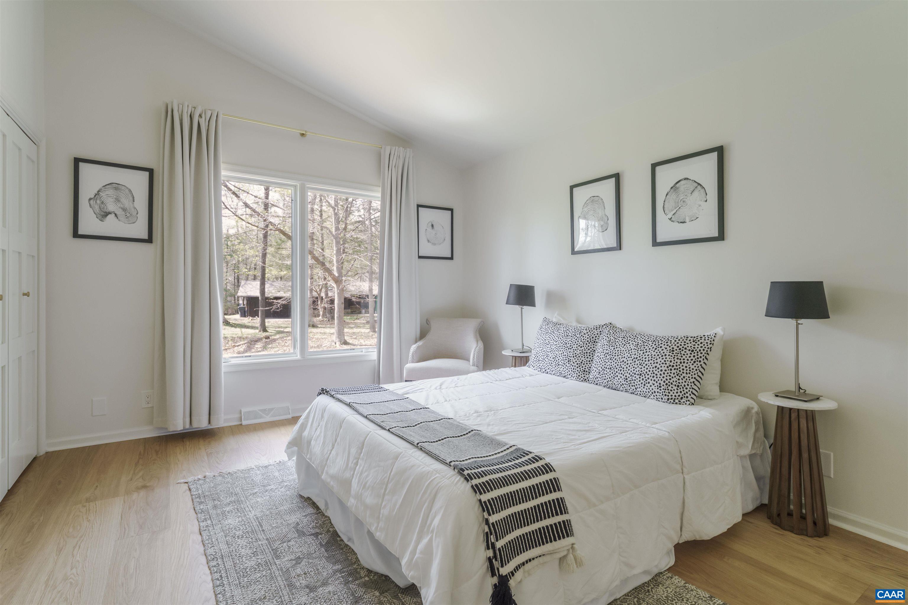 5 VINCENNES CT, CHARLOTTESVILLE, Virginia 22911, 3 Bedrooms Bedrooms, ,2 BathroomsBathrooms,Residential,5 VINCENNES CT,675491 MLS # 675491