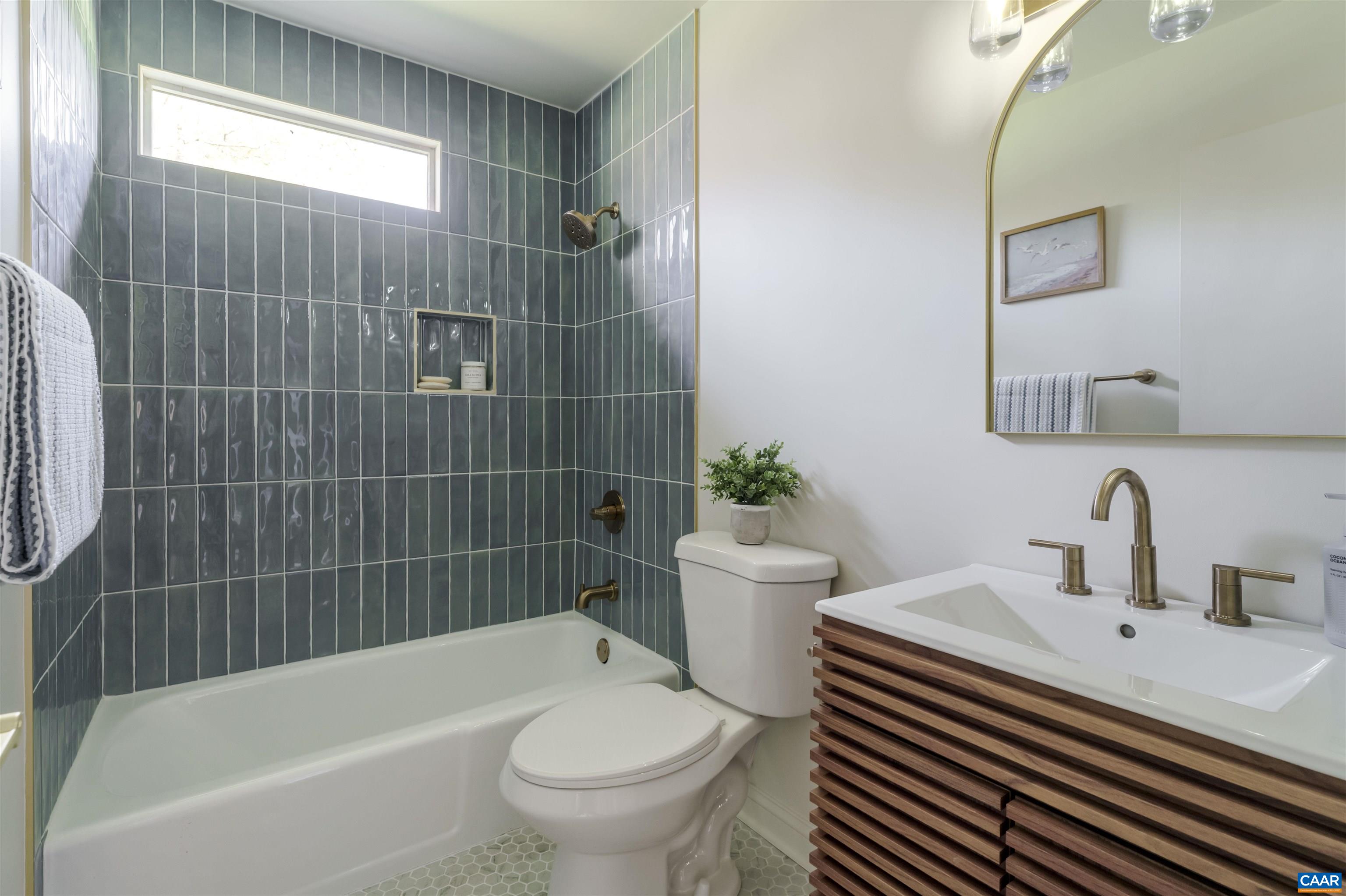 5 VINCENNES CT, CHARLOTTESVILLE, Virginia 22911, 3 Bedrooms Bedrooms, ,2 BathroomsBathrooms,Residential,5 VINCENNES CT,675491 MLS # 675491