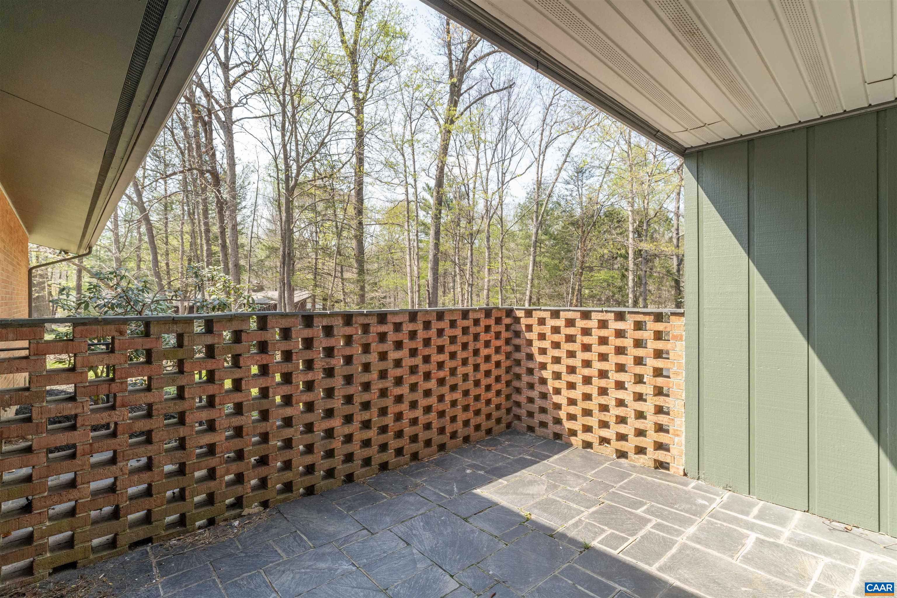 5 VINCENNES CT, CHARLOTTESVILLE, Virginia 22911, 3 Bedrooms Bedrooms, ,2 BathroomsBathrooms,Residential,5 VINCENNES CT,675491 MLS # 675491