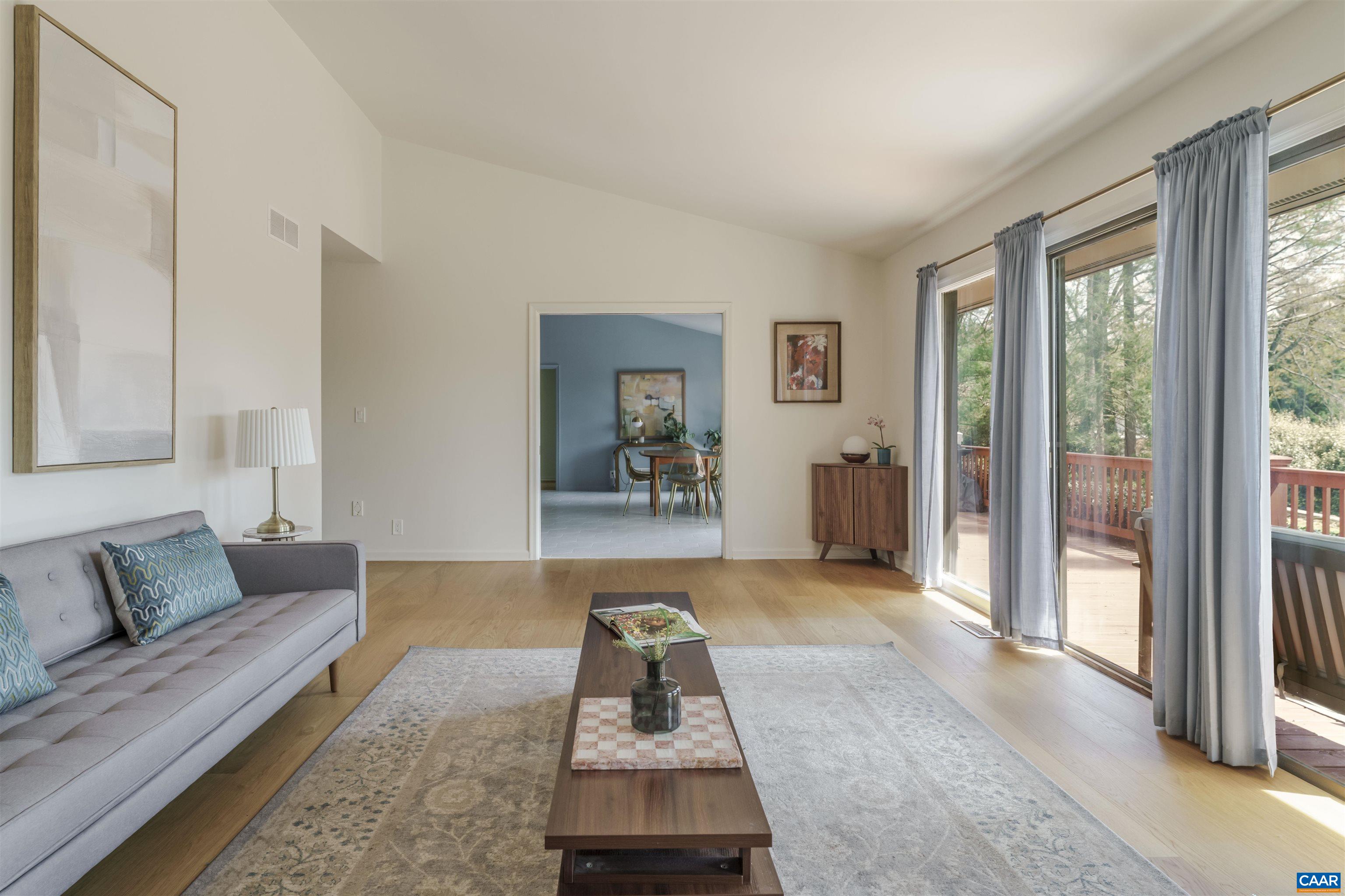 5 VINCENNES CT, CHARLOTTESVILLE, Virginia 22911, 3 Bedrooms Bedrooms, ,2 BathroomsBathrooms,Residential,5 VINCENNES CT,675491 MLS # 675491