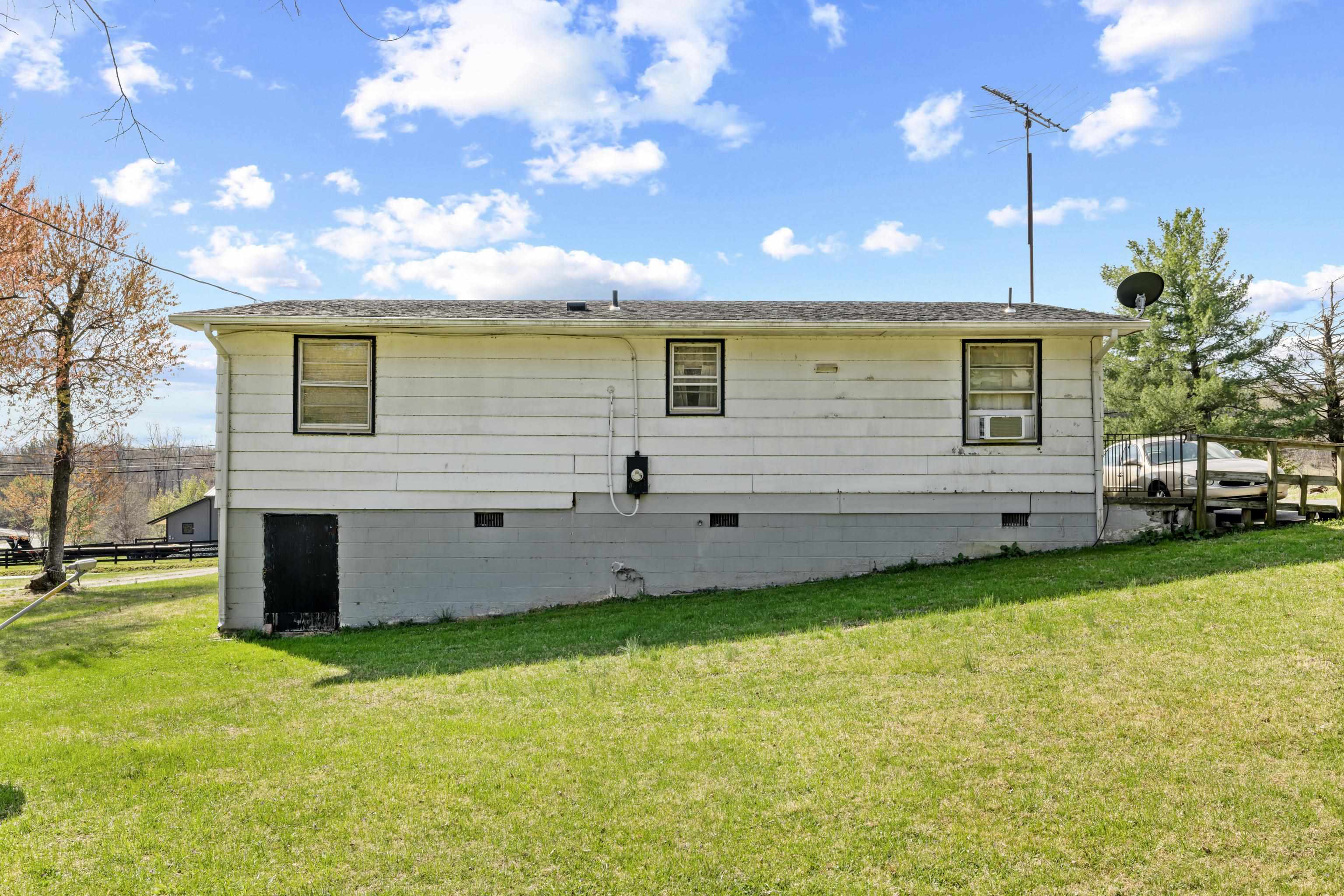 8688 BROOKSVILLE RD, GREENWOOD, Virginia 22943, 3 Bedrooms Bedrooms, ,1 BathroomBathrooms,Residential,8688 BROOKSVILLE RD,675492 MLS # 675492