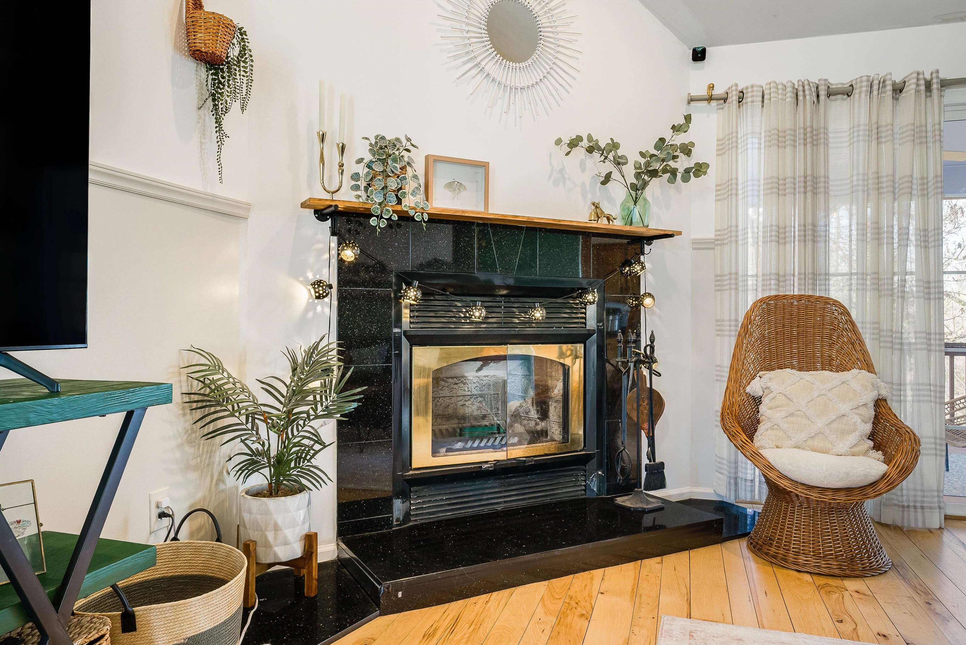 553 HIDDEN VALLEYS RD, PALMYRA, Virginia 22963, 3 Bedrooms Bedrooms, ,2 BathroomsBathrooms,Residential,Home Sweet Home!,553 HIDDEN VALLEYS RD,675493 MLS # 675493