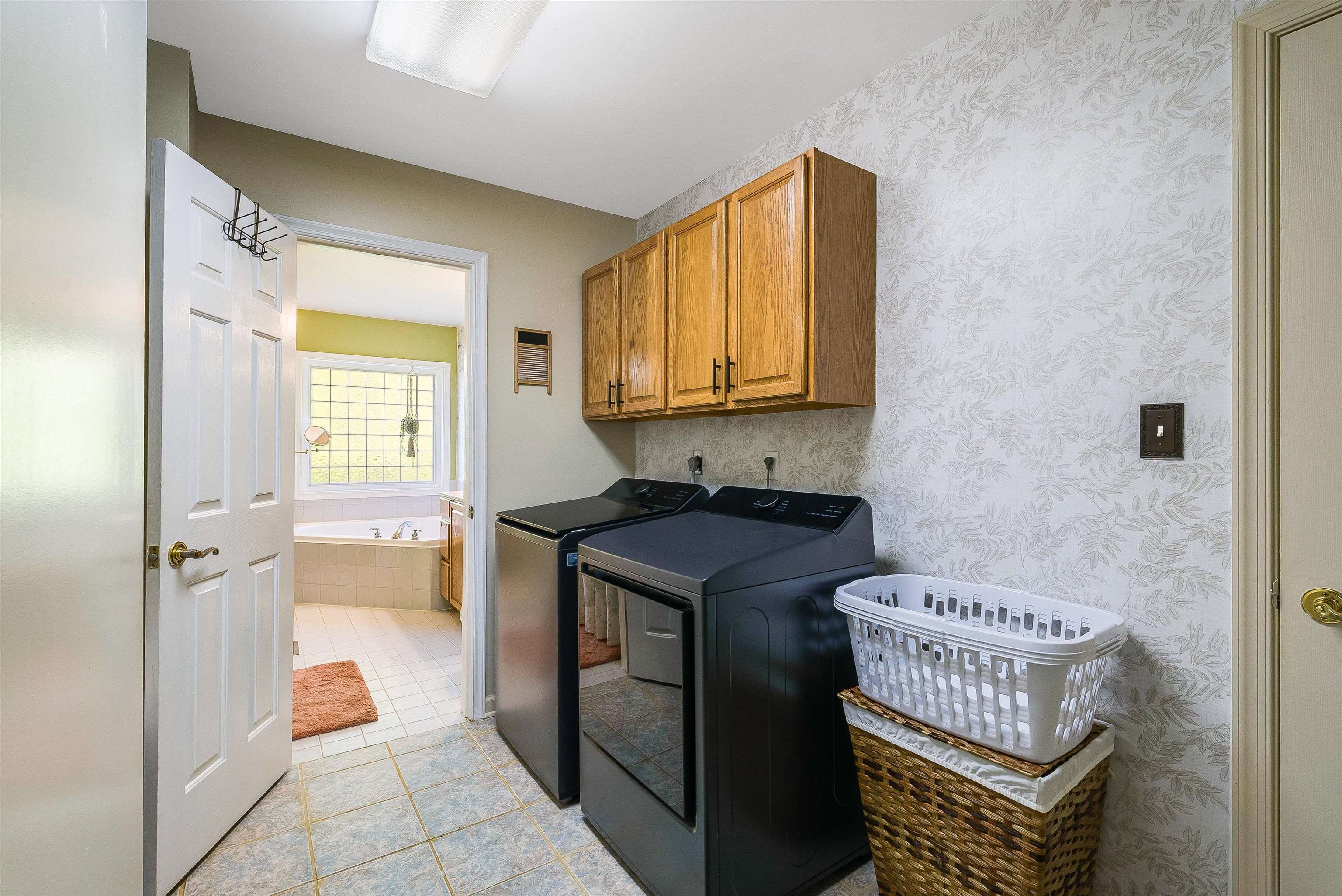 553 HIDDEN VALLEYS RD, PALMYRA, Virginia 22963, 3 Bedrooms Bedrooms, ,2 BathroomsBathrooms,Residential,Home Sweet Home!,553 HIDDEN VALLEYS RD,675493 MLS # 675493