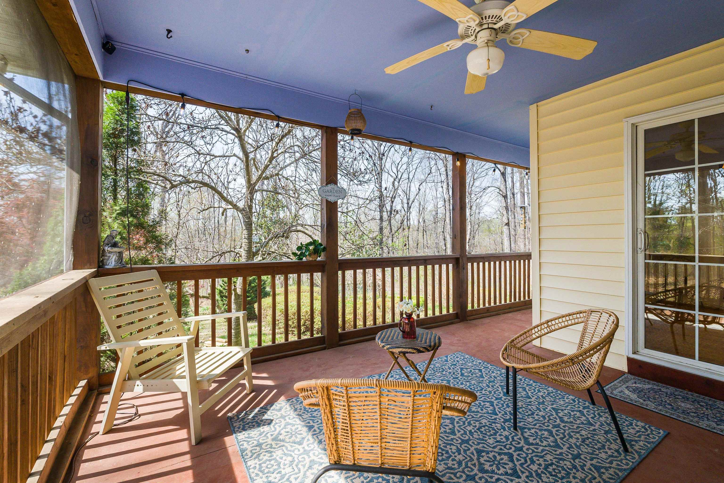 553 HIDDEN VALLEYS RD, PALMYRA, Virginia 22963, 3 Bedrooms Bedrooms, ,2 BathroomsBathrooms,Residential,Home Sweet Home!,553 HIDDEN VALLEYS RD,675493 MLS # 675493