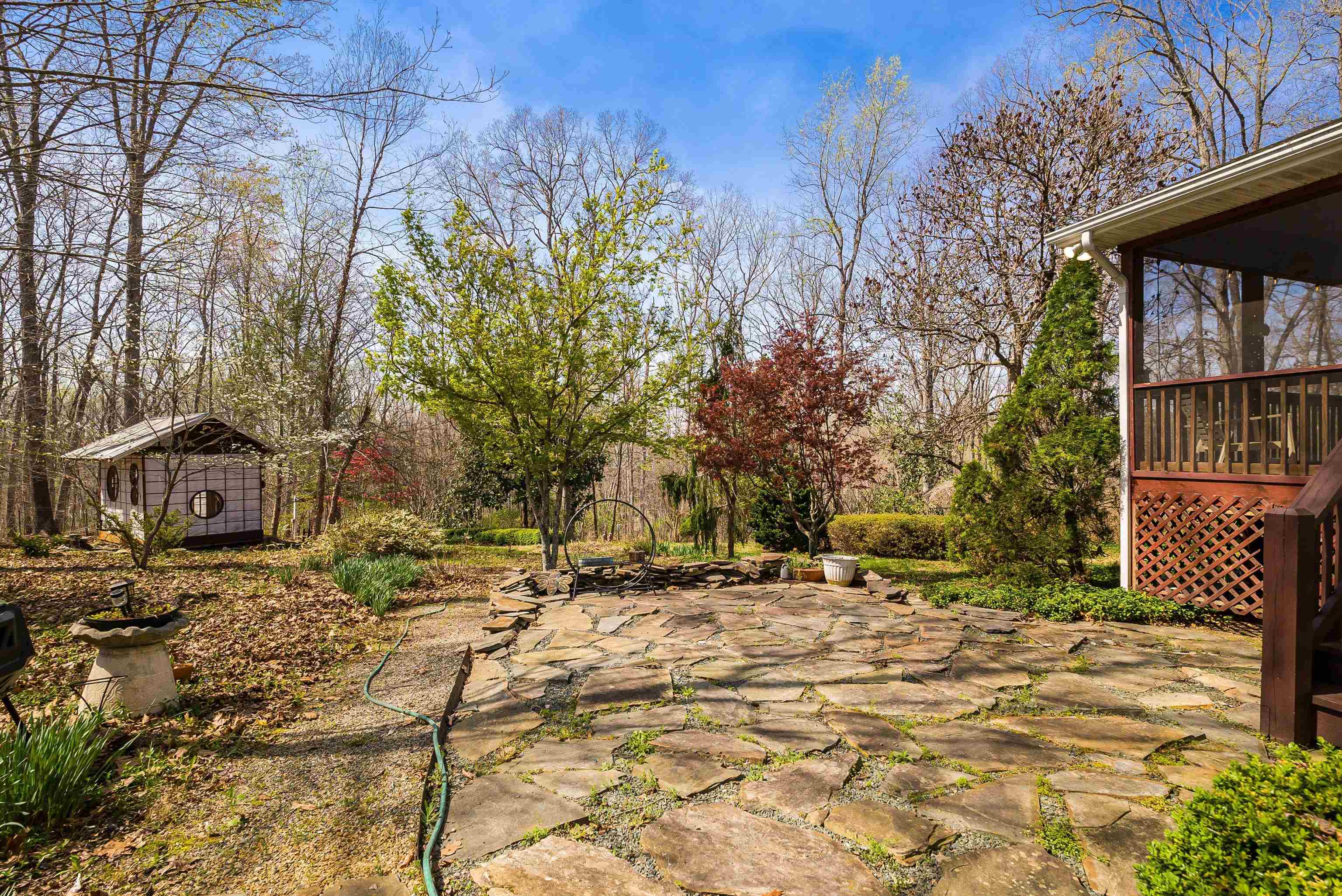 553 HIDDEN VALLEYS RD, PALMYRA, Virginia 22963, 3 Bedrooms Bedrooms, ,2 BathroomsBathrooms,Residential,Home Sweet Home!,553 HIDDEN VALLEYS RD,675493 MLS # 675493