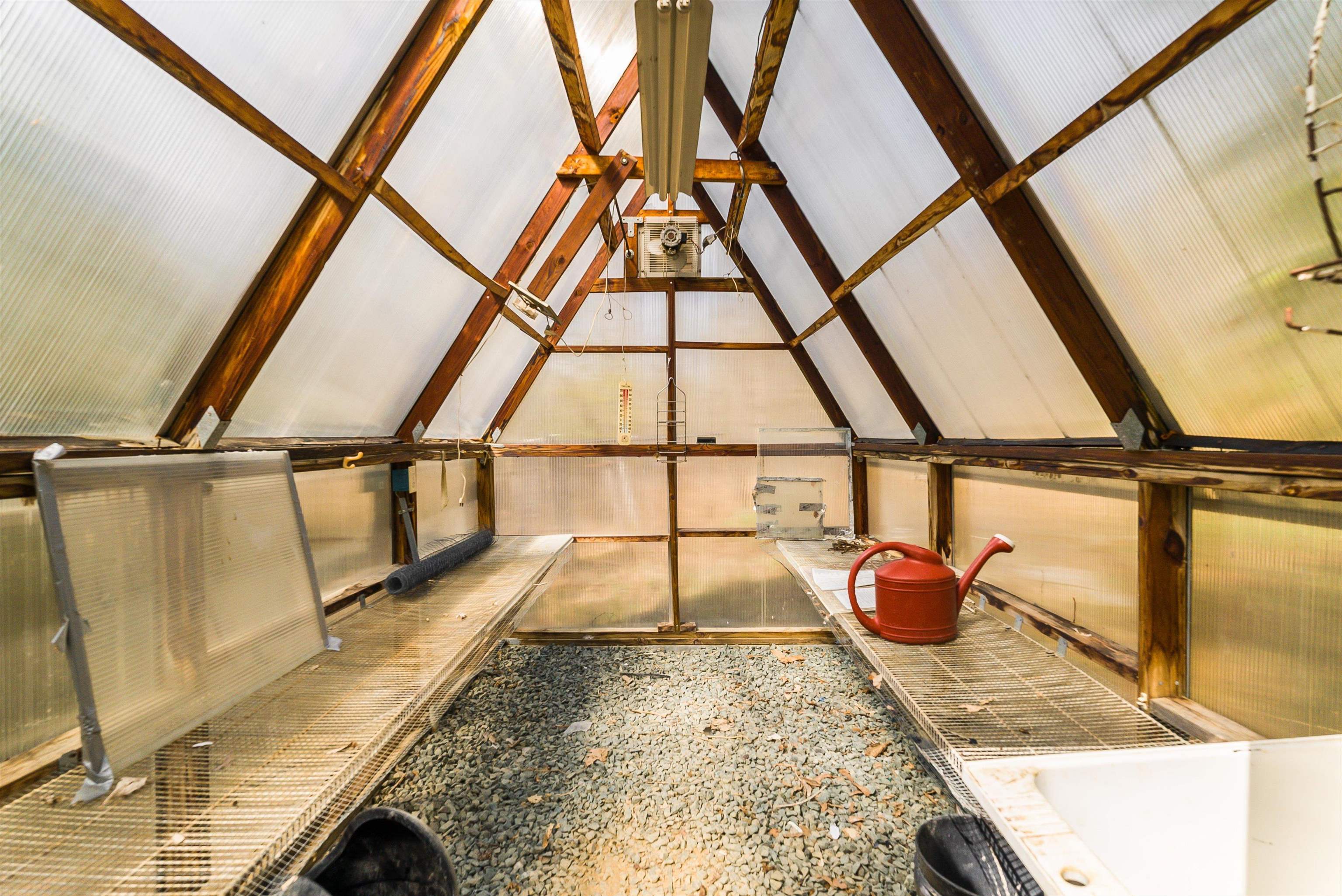 553 HIDDEN VALLEYS RD, PALMYRA, Virginia 22963, 3 Bedrooms Bedrooms, ,2 BathroomsBathrooms,Residential,Home Sweet Home!,553 HIDDEN VALLEYS RD,675493 MLS # 675493