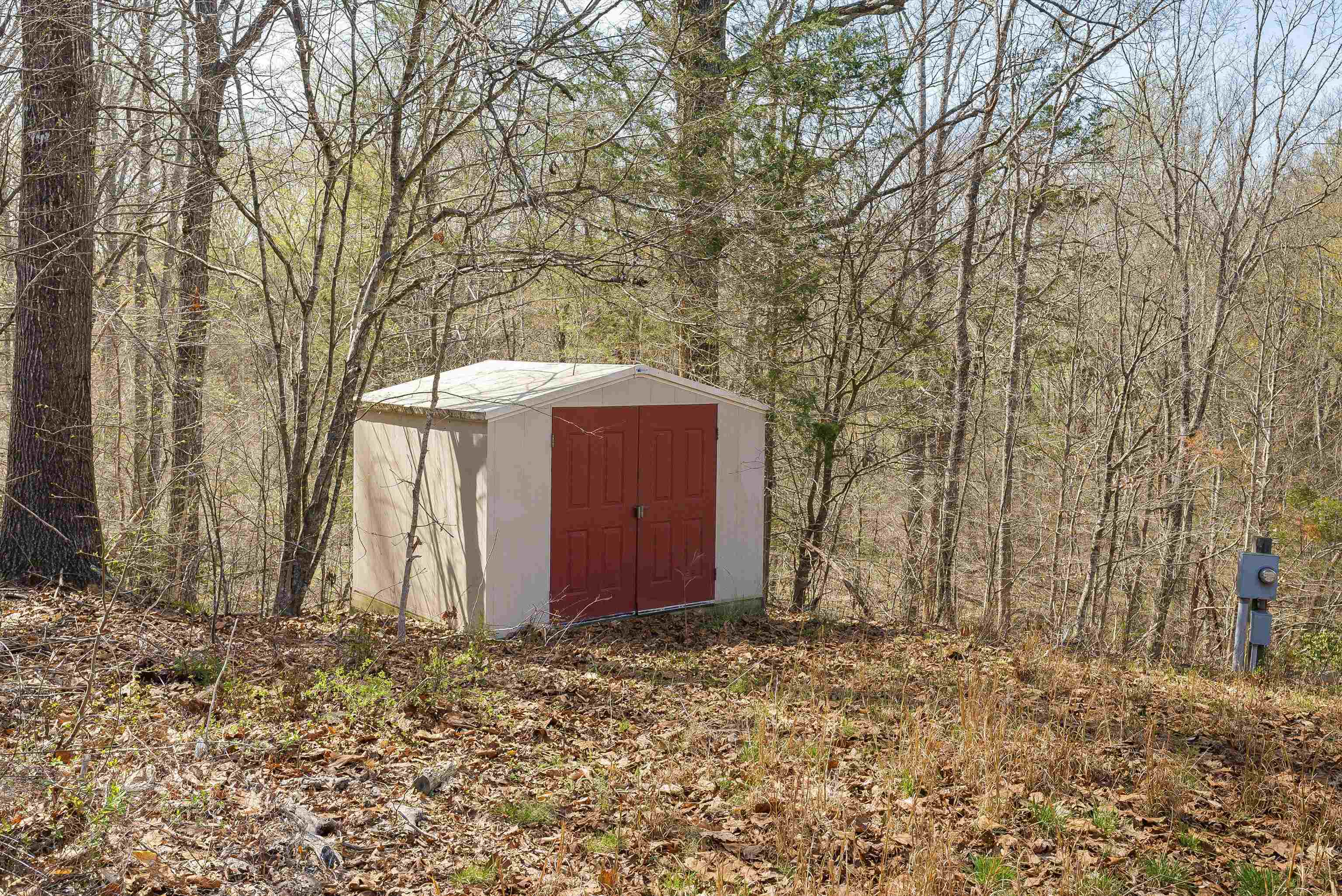 553 HIDDEN VALLEYS RD, PALMYRA, Virginia 22963, 3 Bedrooms Bedrooms, ,2 BathroomsBathrooms,Residential,Home Sweet Home!,553 HIDDEN VALLEYS RD,675493 MLS # 675493