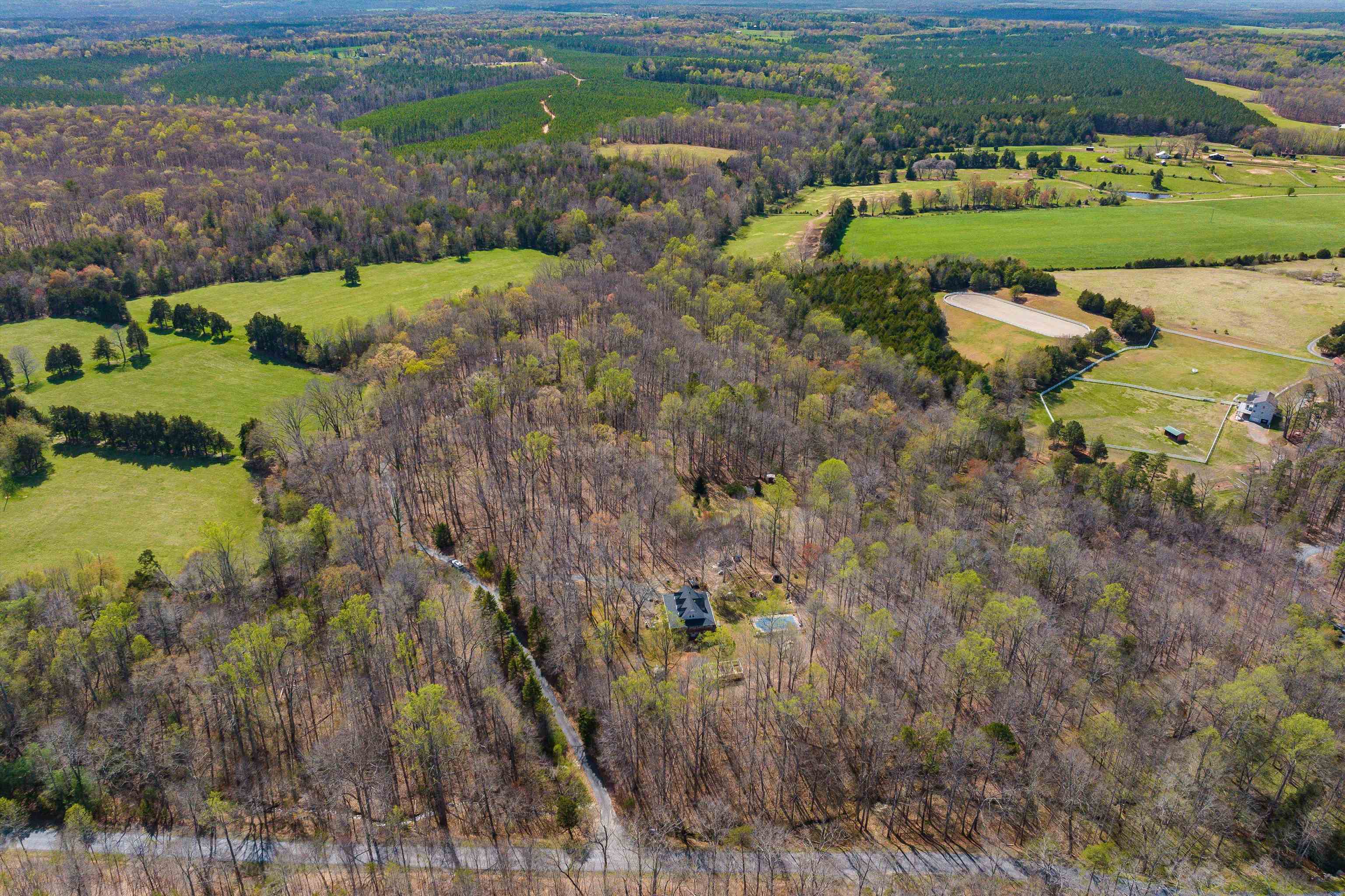 553 HIDDEN VALLEYS RD, PALMYRA, Virginia 22963, 3 Bedrooms Bedrooms, ,2 BathroomsBathrooms,Residential,Home Sweet Home!,553 HIDDEN VALLEYS RD,675493 MLS # 675493