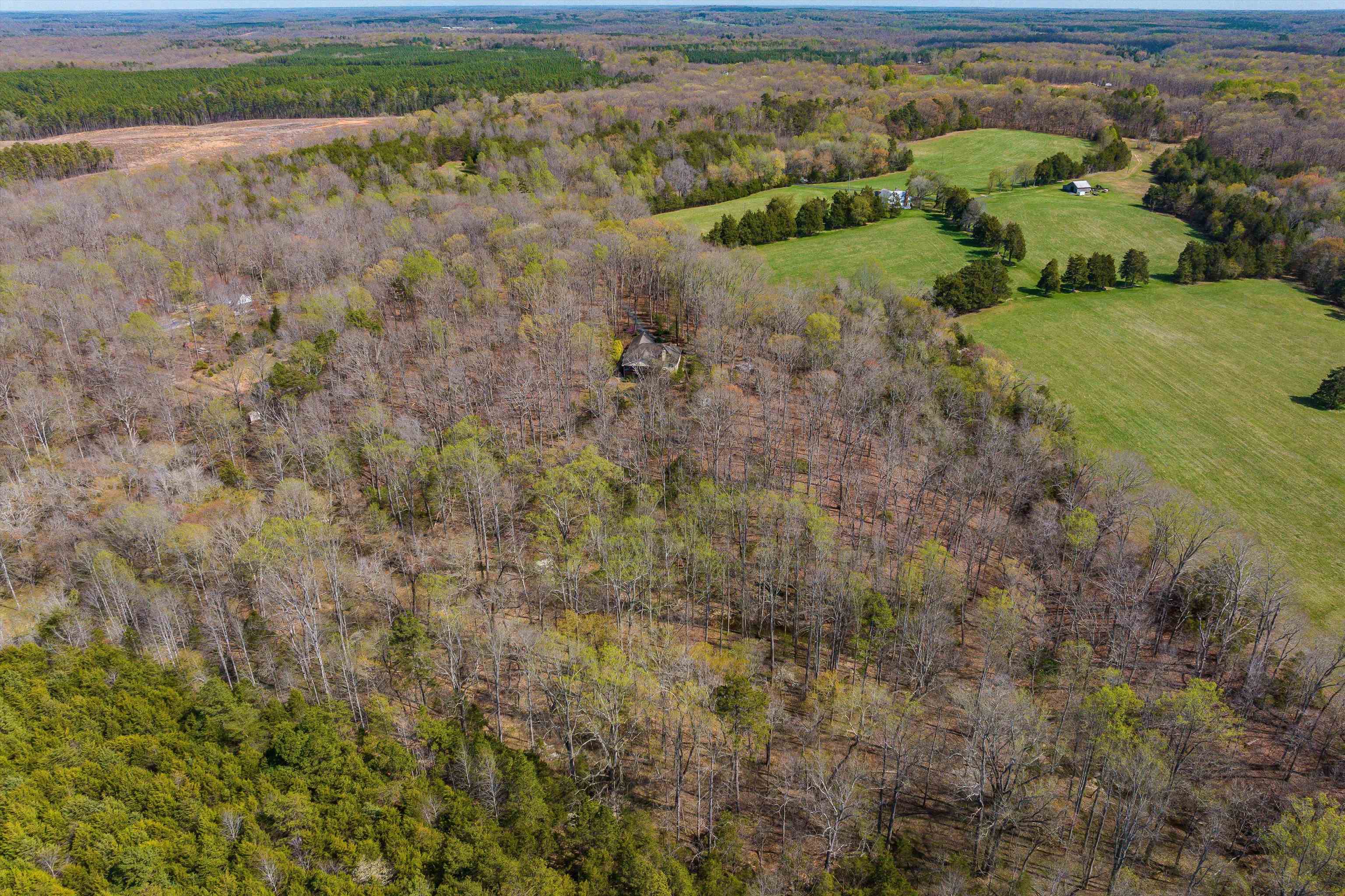 553 HIDDEN VALLEYS RD, PALMYRA, Virginia 22963, 3 Bedrooms Bedrooms, ,2 BathroomsBathrooms,Residential,Home Sweet Home!,553 HIDDEN VALLEYS RD,675493 MLS # 675493