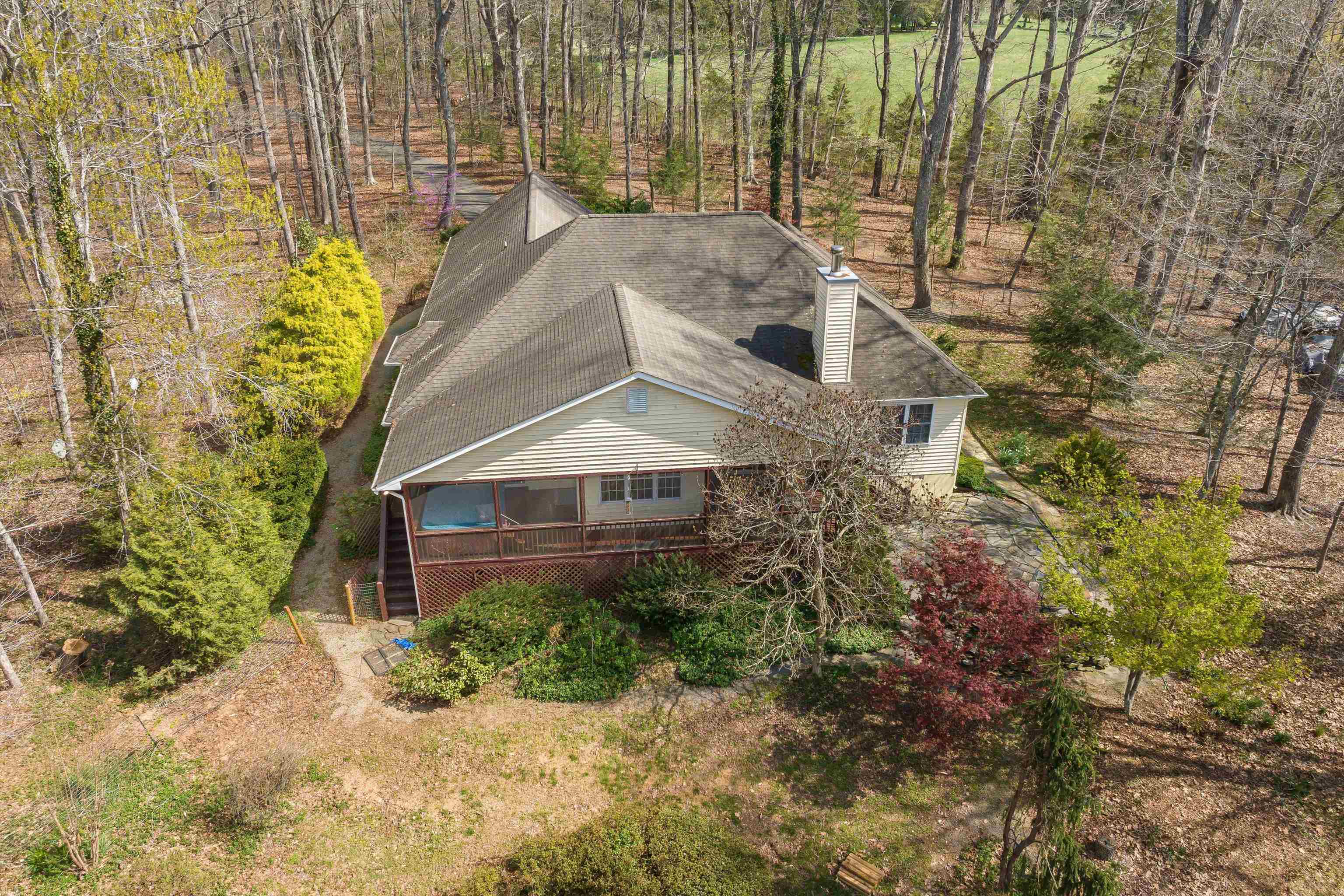 553 HIDDEN VALLEYS RD, PALMYRA, Virginia 22963, 3 Bedrooms Bedrooms, ,2 BathroomsBathrooms,Residential,Home Sweet Home!,553 HIDDEN VALLEYS RD,675493 MLS # 675493