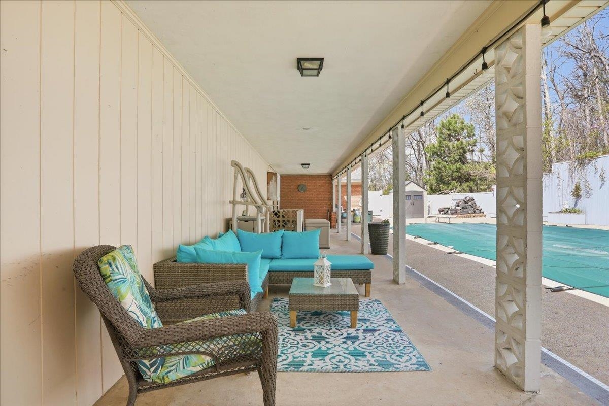 1229 WOODCREST CIR, HARRISONBURG, Virginia 22801, 4 Bedrooms Bedrooms, ,3 BathroomsBathrooms,Residential,1229 WOODCREST CIR,675496 MLS # 675496