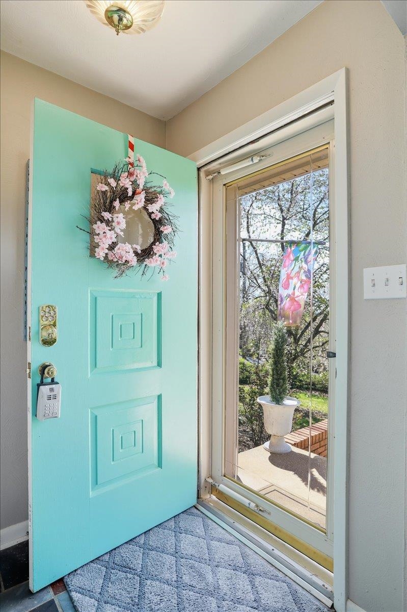 1229 WOODCREST CIR, HARRISONBURG, Virginia 22801, 4 Bedrooms Bedrooms, ,3 BathroomsBathrooms,Residential,1229 WOODCREST CIR,675496 MLS # 675496