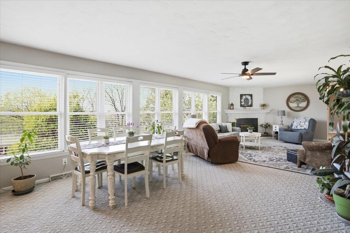 1229 WOODCREST CIR, HARRISONBURG, Virginia 22801, 4 Bedrooms Bedrooms, ,3 BathroomsBathrooms,Residential,1229 WOODCREST CIR,675496 MLS # 675496