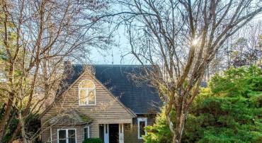 1381 GRISTMILL DR, CHARLOTTESVILLE, Virginia 22902, 3 Bedrooms Bedrooms, ,2 BathroomsBathrooms,Residential,1381 GRISTMILL DR,675498 MLS # 675498