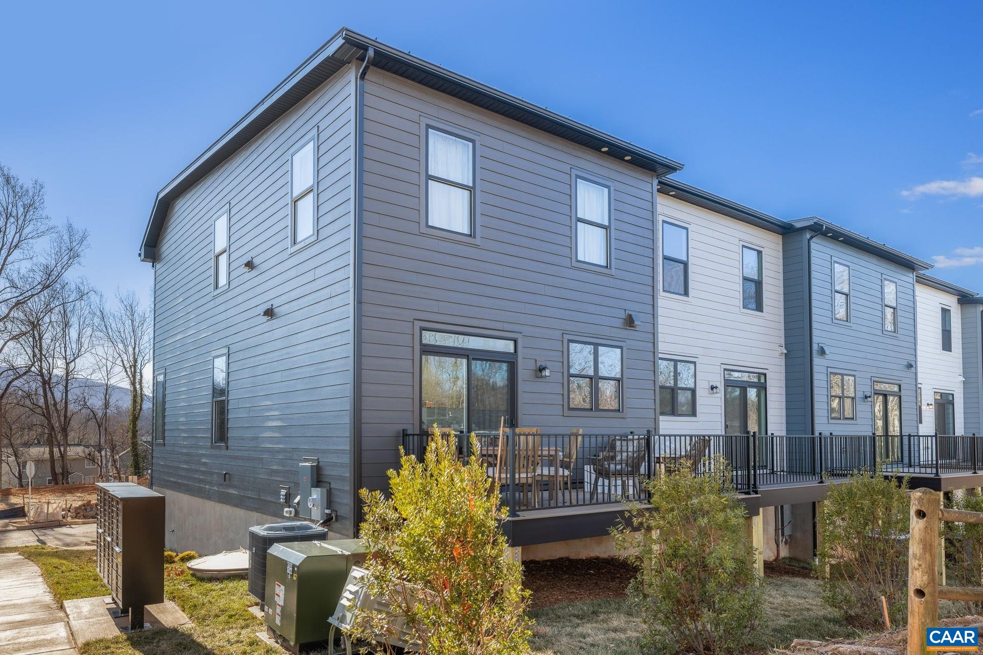 23 KEENE CT, CHARLOTTESVILLE, Virginia 22903, 4 Bedrooms Bedrooms, ,3 BathroomsBathrooms,Residential,Hinton,23 KEENE CT,675499 MLS # 675499