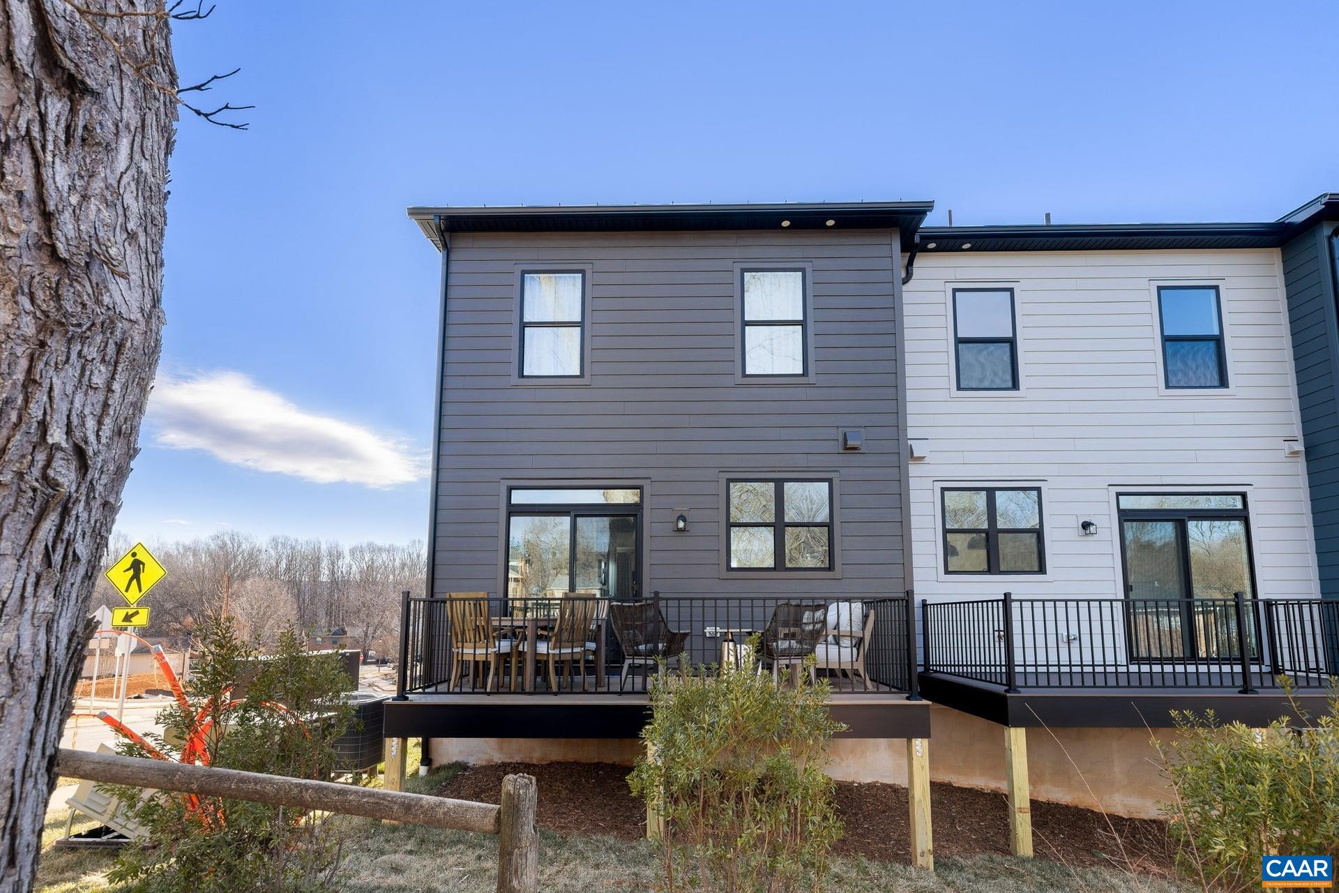 23 KEENE CT, CHARLOTTESVILLE, Virginia 22903, 4 Bedrooms Bedrooms, ,3 BathroomsBathrooms,Residential,Hinton,23 KEENE CT,675499 MLS # 675499