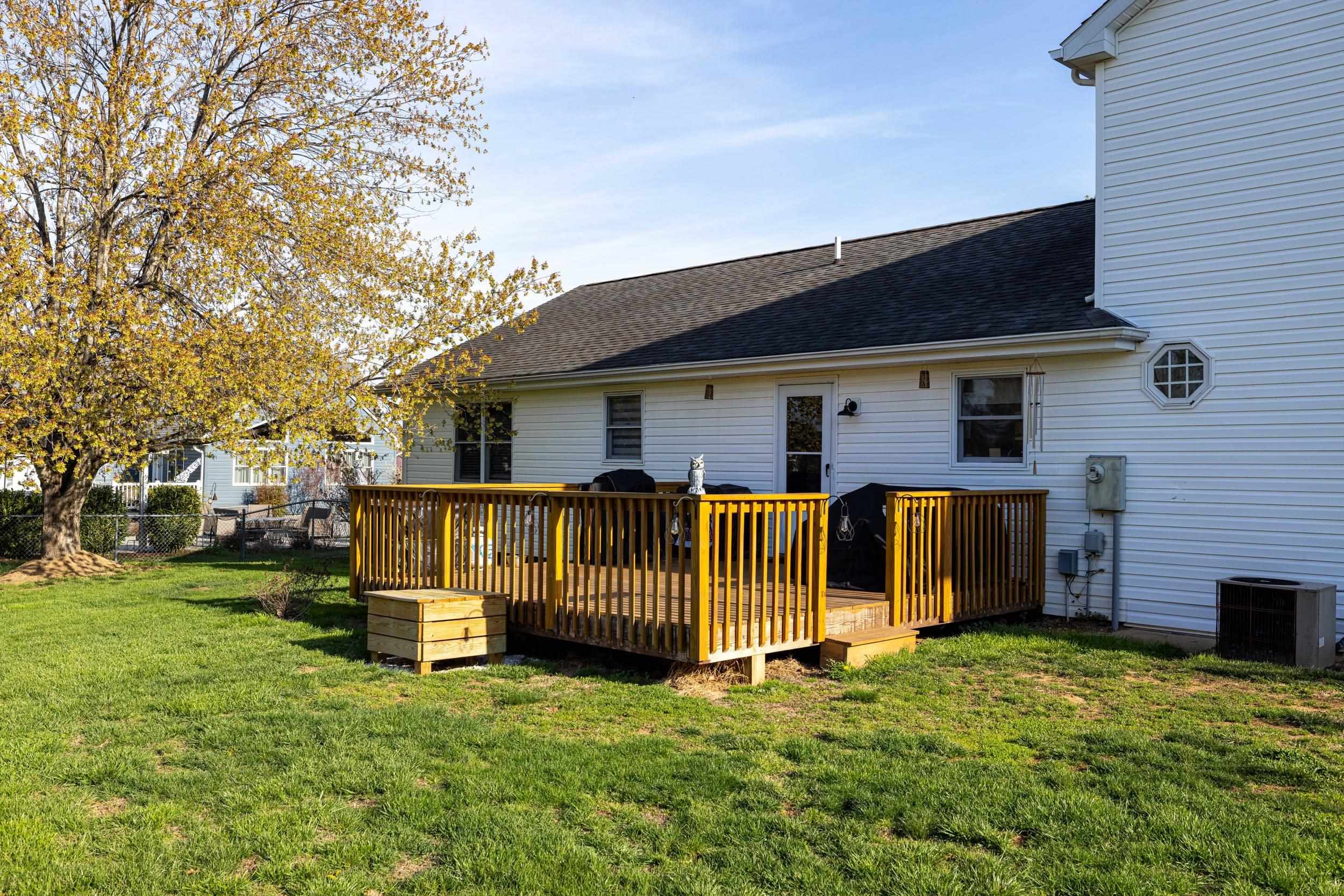 605 16TH ST, GROTTOES, Virginia 24441, 4 Bedrooms Bedrooms, ,3 BathroomsBathrooms,Residential,605 16th Street, Grottoes, VA 24441,605 16TH ST,675501 MLS # 675501