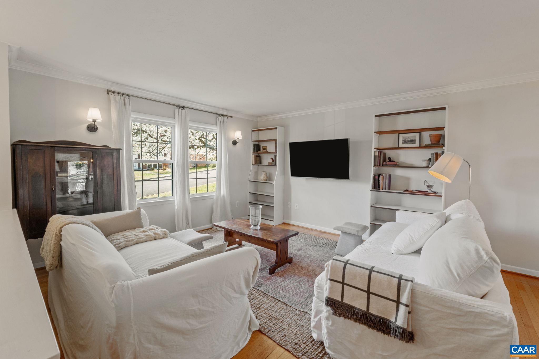 704 CARANN ST, STAUNTON, Virginia 24401, 3 Bedrooms Bedrooms, ,1 BathroomBathrooms,Residential,704 CARANN ST,675503 MLS # 675503