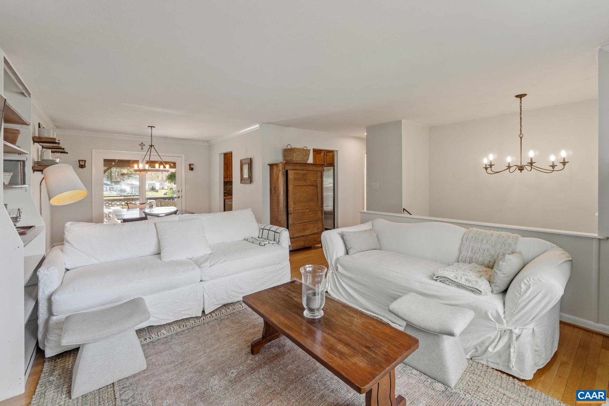 704 CARANN ST, STAUNTON, Virginia 24401, 3 Bedrooms Bedrooms, ,1 BathroomBathrooms,Residential,704 CARANN ST,675503 MLS # 675503