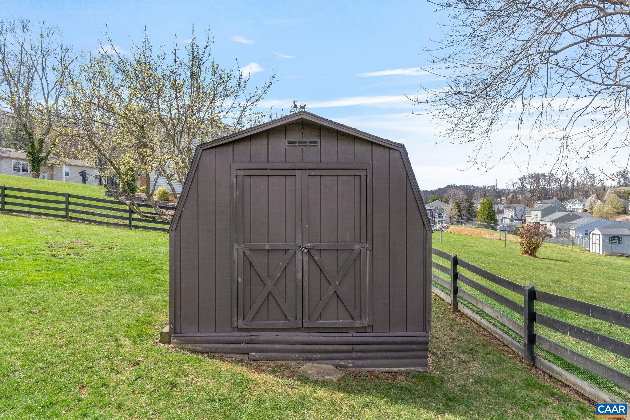 704 CARANN ST, STAUNTON, Virginia 24401, 3 Bedrooms Bedrooms, ,1 BathroomBathrooms,Residential,704 CARANN ST,675503 MLS # 675503