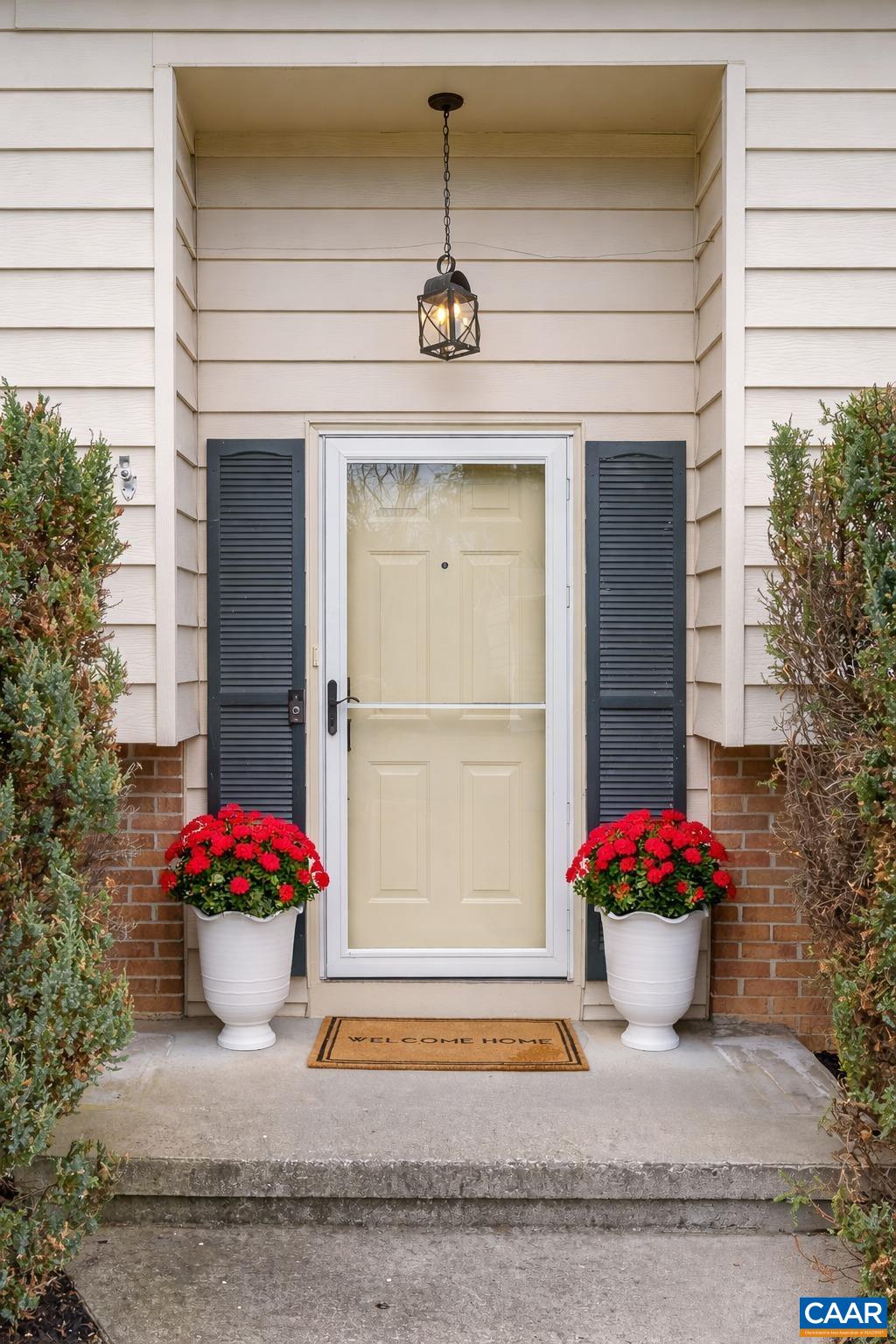 704 CARANN ST, STAUNTON, Virginia 24401, 3 Bedrooms Bedrooms, ,1 BathroomBathrooms,Residential,704 CARANN ST,675503 MLS # 675503