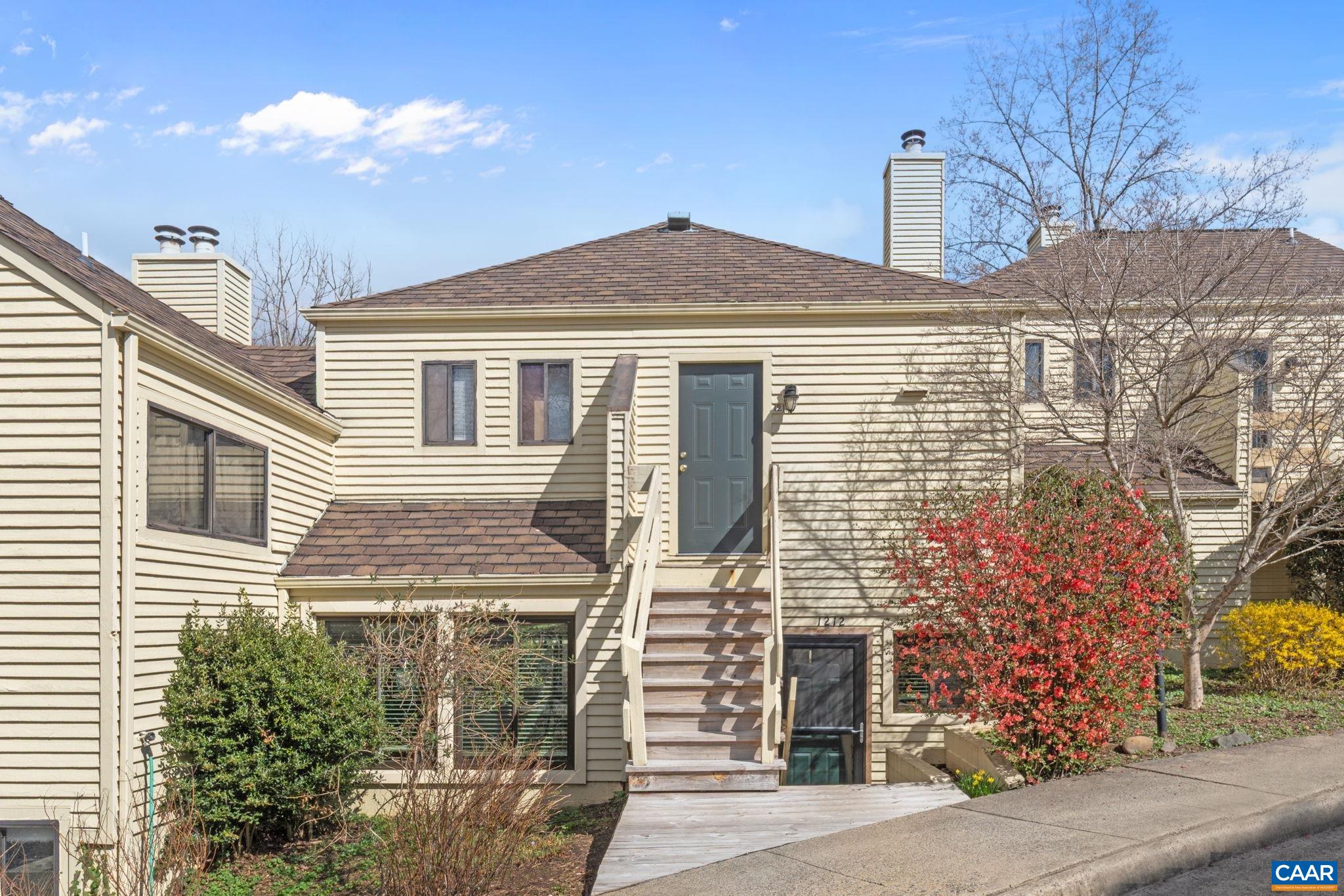 1212 CHATHAM RDG, CHARLOTTESVILLE, Virginia 22901, 2 Bedrooms Bedrooms, ,1 BathroomBathrooms,Residential,1212 CHATHAM RDG,675505 MLS # 675505