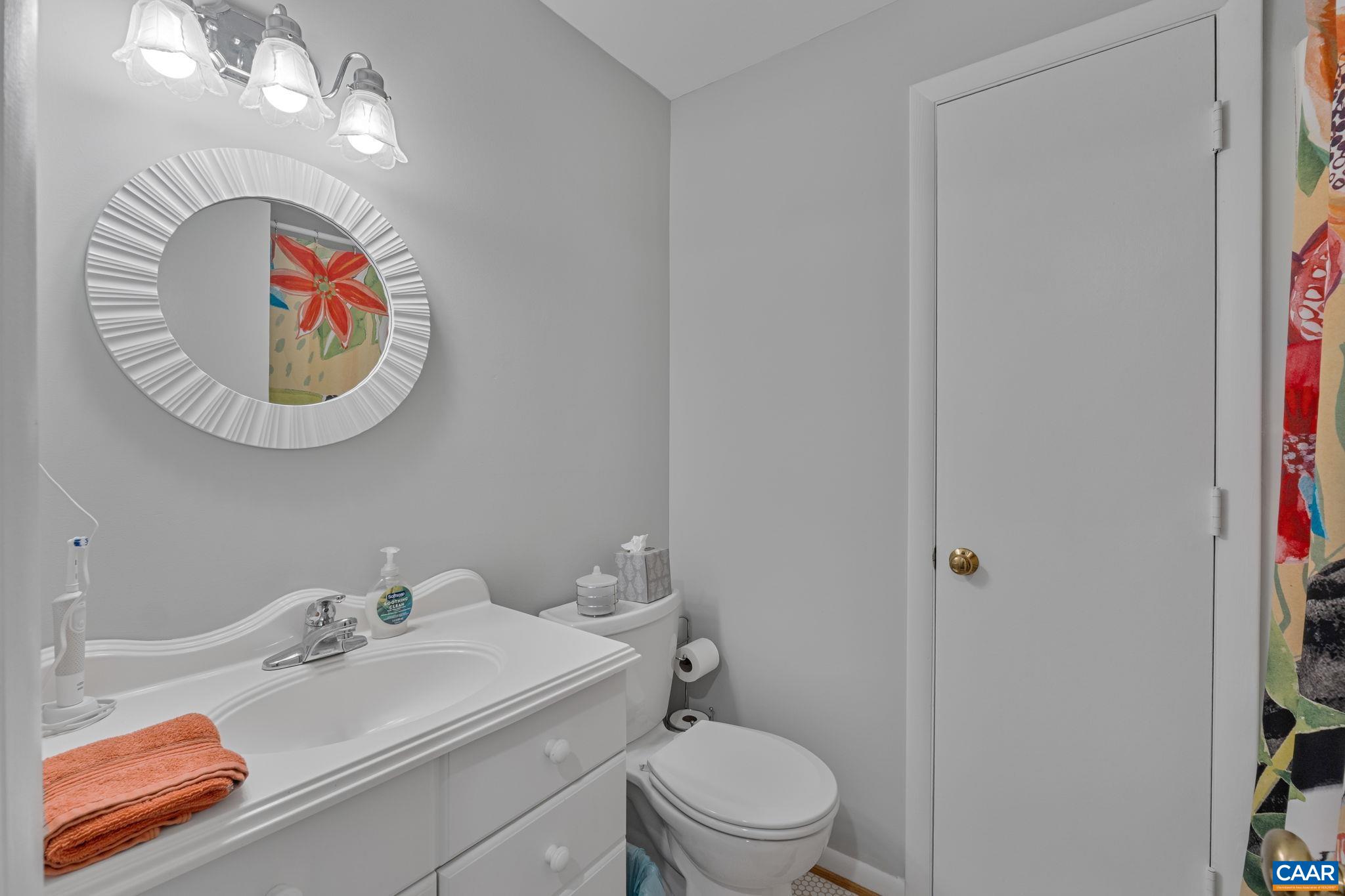 1212 CHATHAM RDG, CHARLOTTESVILLE, Virginia 22901, 2 Bedrooms Bedrooms, ,1 BathroomBathrooms,Residential,1212 CHATHAM RDG,675505 MLS # 675505