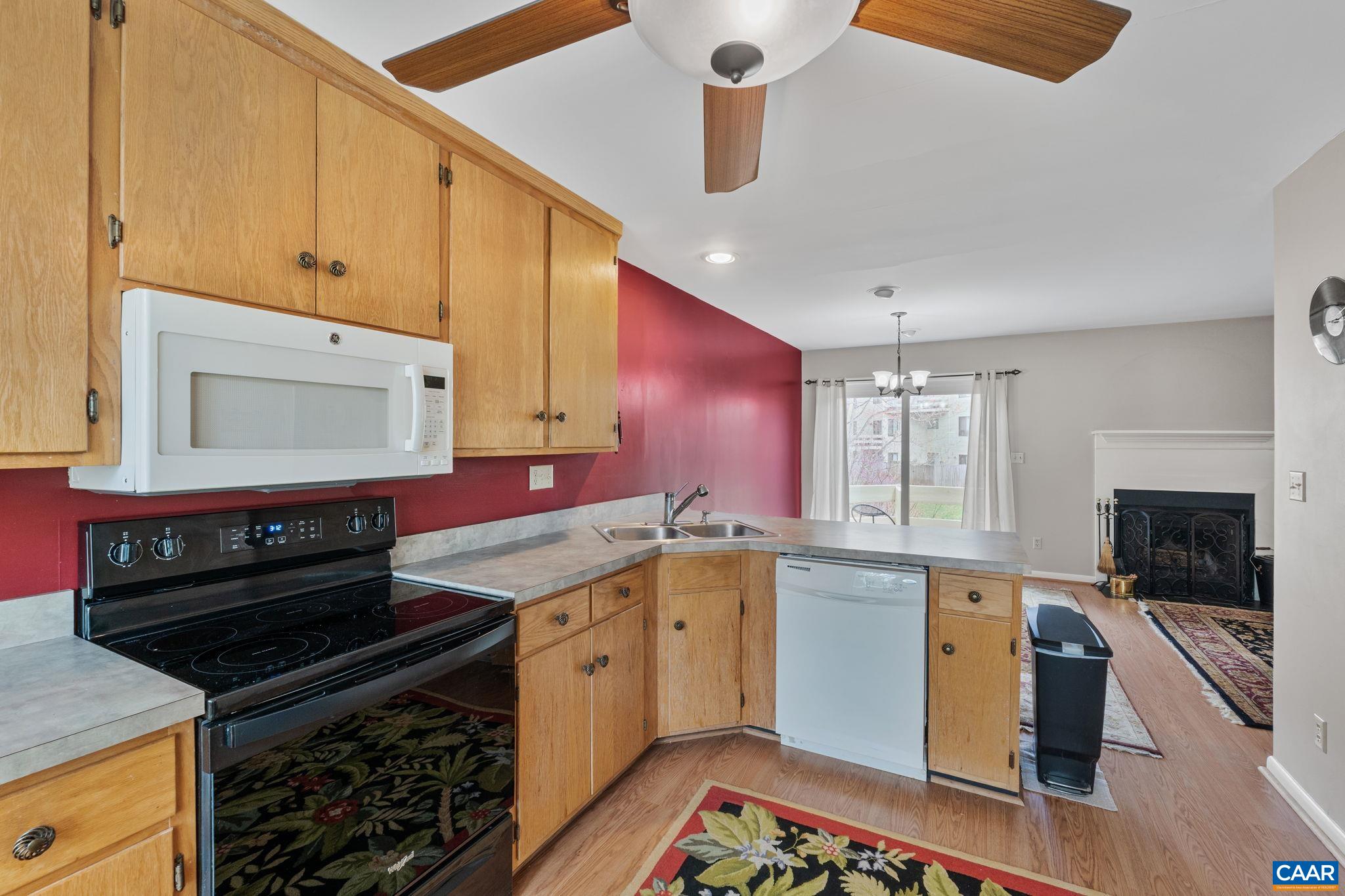 1212 CHATHAM RDG, CHARLOTTESVILLE, Virginia 22901, 2 Bedrooms Bedrooms, ,1 BathroomBathrooms,Residential,1212 CHATHAM RDG,675505 MLS # 675505