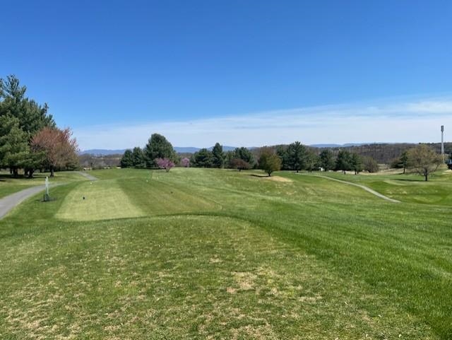 30 TRAP LN, STAUNTON, Virginia 24401, 5 Bedrooms Bedrooms, ,3 BathroomsBathrooms,Residential,30 TRAP LN,675506 MLS # 675506