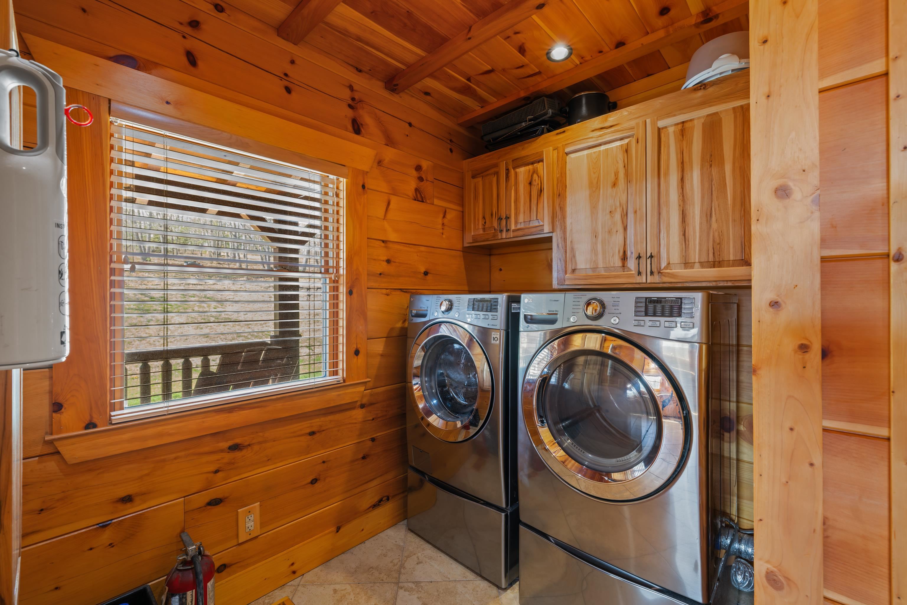 16199 ROCKYMOUNT LN, ELKTON, Virginia 22827, 5 Bedrooms Bedrooms, ,3 BathroomsBathrooms,Residential,16199 ROCKYMOUNT LN,675510 MLS # 675510 16199 ROCKYMOUNT LN, ELKTON, Virginia 22827, 5 Bedrooms Bedrooms, ,3 BathroomsBathrooms,Residential,16199 ROCKYMOUNT LN,675510 MLS # 675510