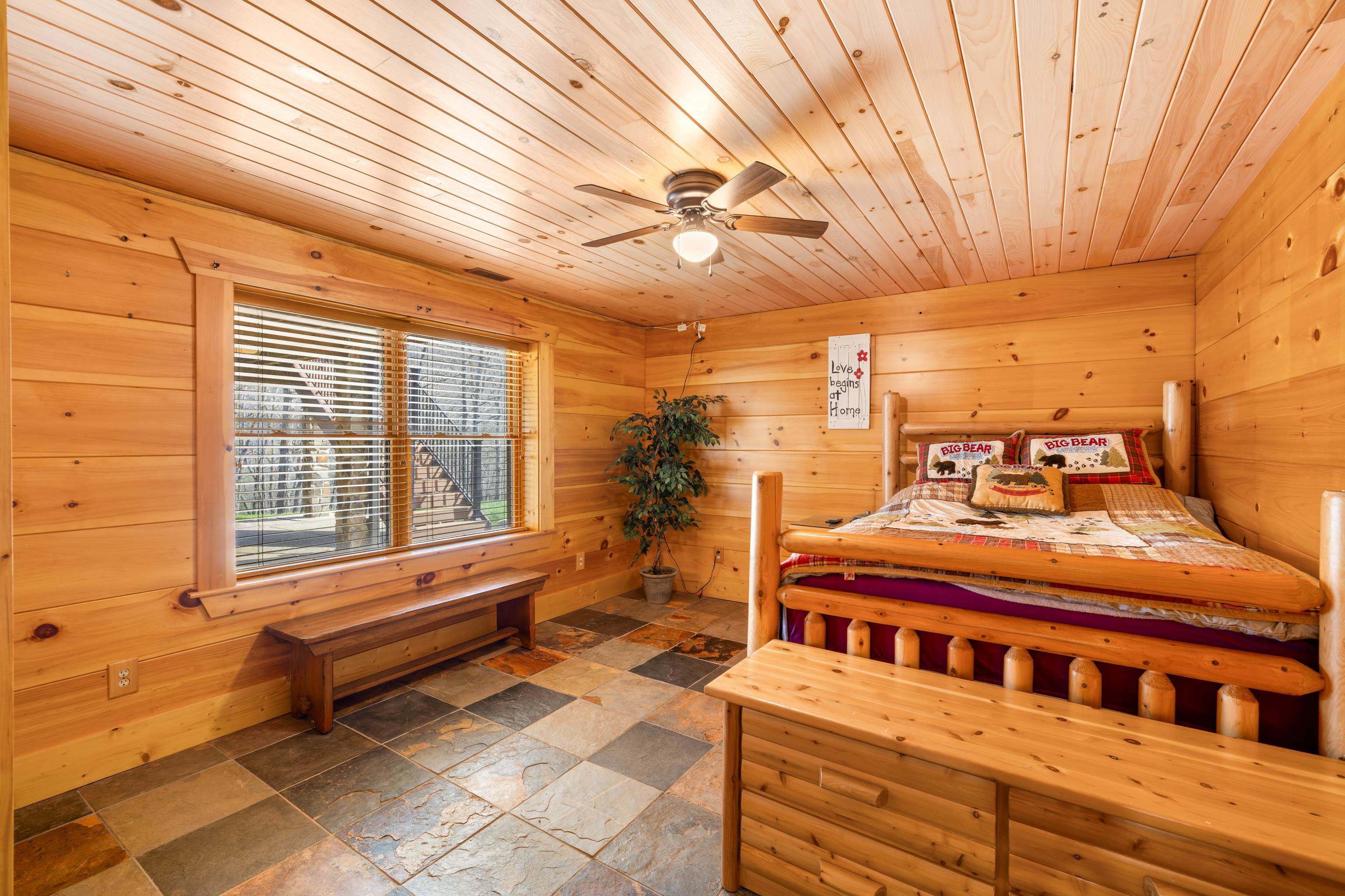 16199 ROCKYMOUNT LN, ELKTON, Virginia 22827, 5 Bedrooms Bedrooms, ,3 BathroomsBathrooms,Residential,16199 ROCKYMOUNT LN,675510 MLS # 675510 16199 ROCKYMOUNT LN, ELKTON, Virginia 22827, 5 Bedrooms Bedrooms, ,3 BathroomsBathrooms,Residential,16199 ROCKYMOUNT LN,675510 MLS # 675510