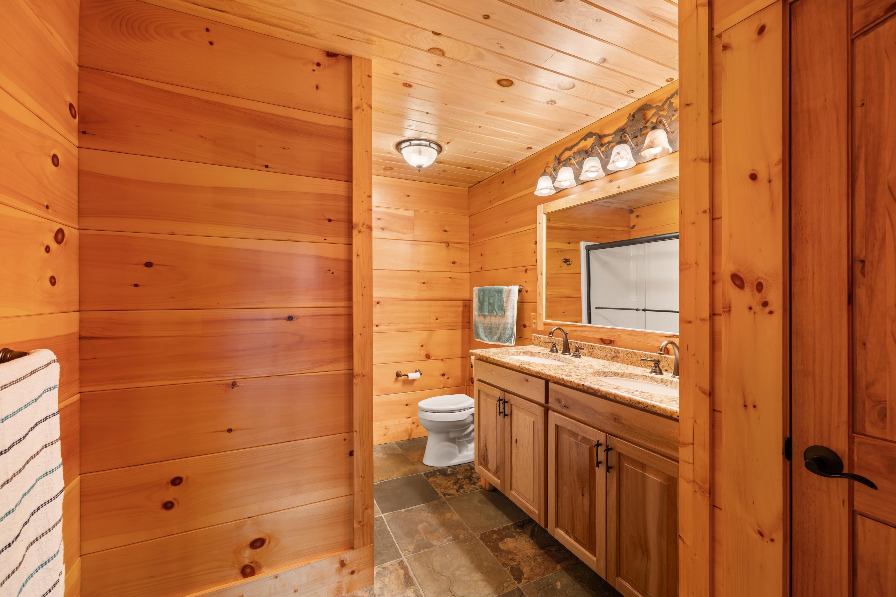 16199 ROCKYMOUNT LN, ELKTON, Virginia 22827, 5 Bedrooms Bedrooms, ,3 BathroomsBathrooms,Residential,16199 ROCKYMOUNT LN,675510 MLS # 675510 16199 ROCKYMOUNT LN, ELKTON, Virginia 22827, 5 Bedrooms Bedrooms, ,3 BathroomsBathrooms,Residential,16199 ROCKYMOUNT LN,675510 MLS # 675510