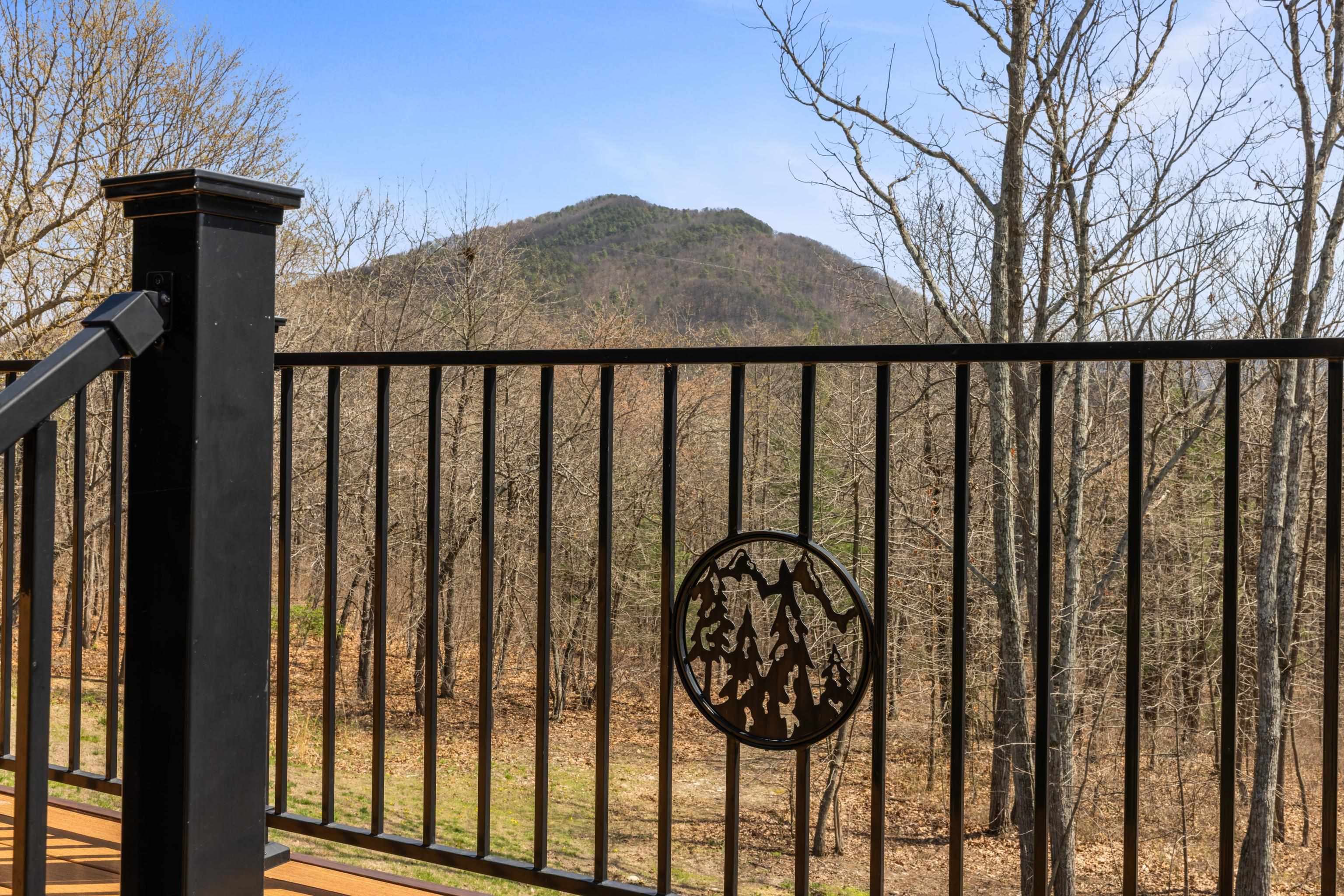 16199 ROCKYMOUNT LN, ELKTON, Virginia 22827, 5 Bedrooms Bedrooms, ,3 BathroomsBathrooms,Residential,16199 ROCKYMOUNT LN,675510 MLS # 675510 16199 ROCKYMOUNT LN, ELKTON, Virginia 22827, 5 Bedrooms Bedrooms, ,3 BathroomsBathrooms,Residential,16199 ROCKYMOUNT LN,675510 MLS # 675510