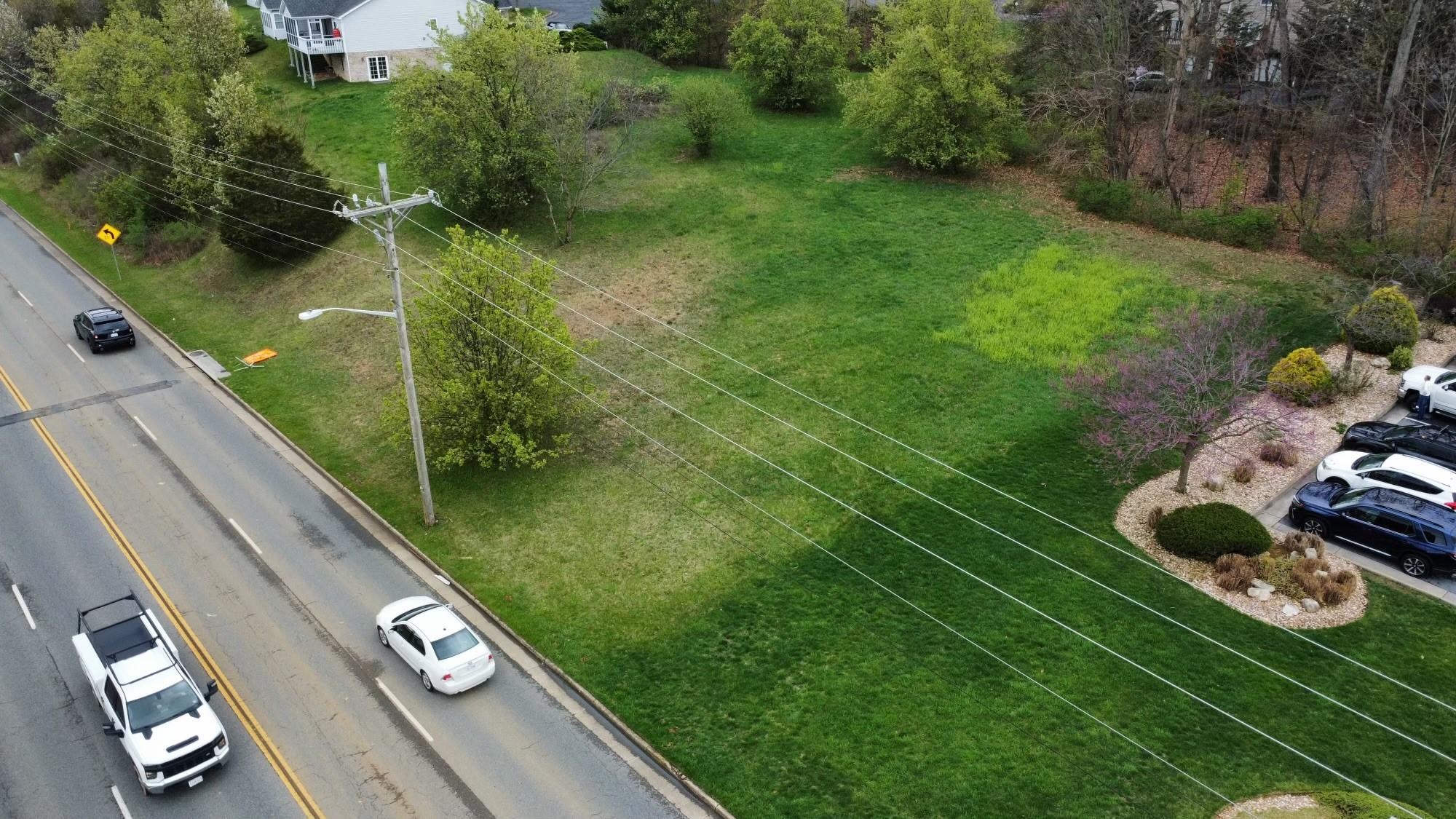 2585 EVELYN BYRD AVE, HARRISONBURG, Virginia 22801, ,Commercial,2585 EVELYN BYRD AVE,651406 MLS # 651406