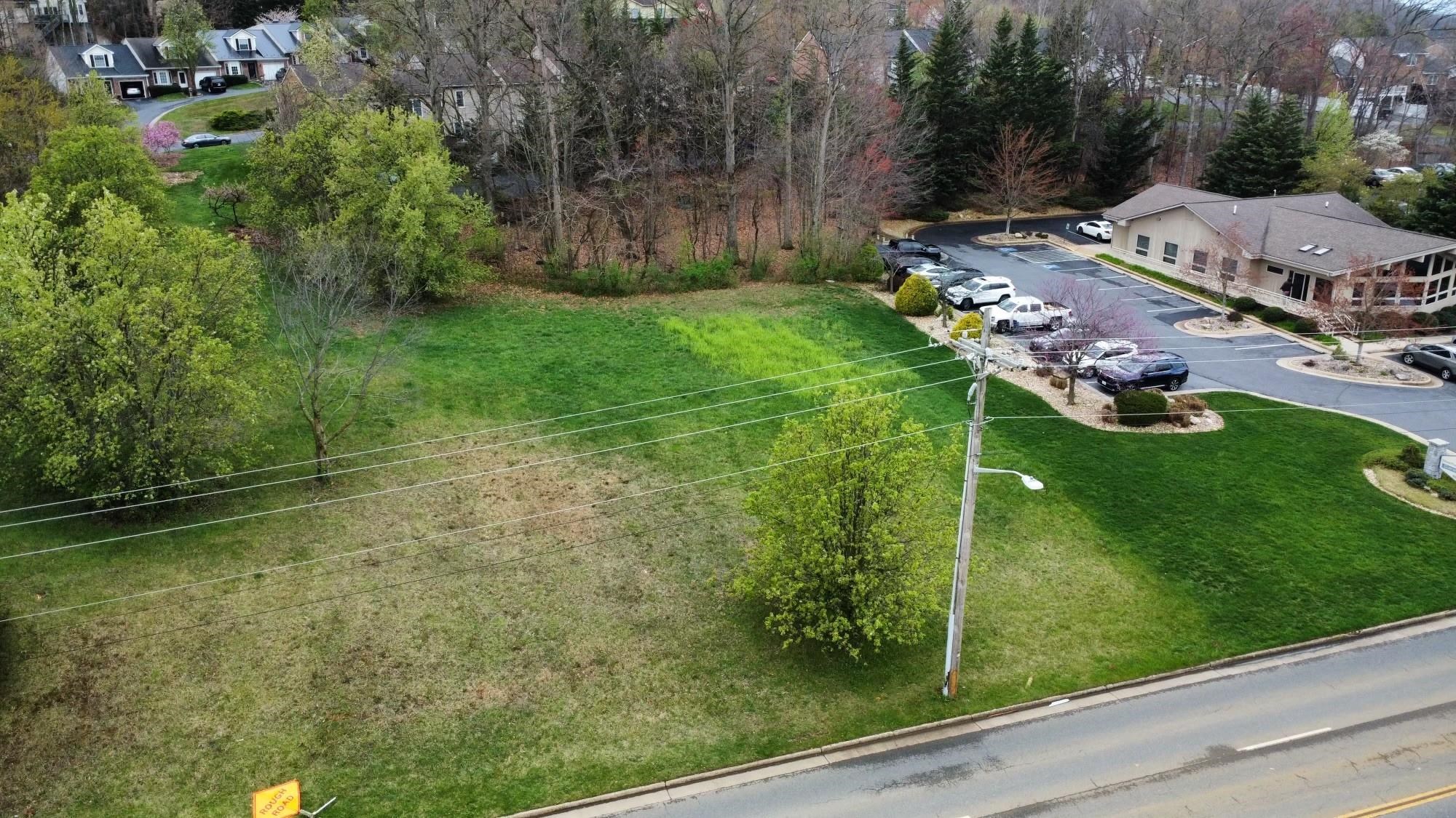 2585 EVELYN BYRD AVE, HARRISONBURG, Virginia 22801, ,Commercial,2585 EVELYN BYRD AVE,651406 MLS # 651406