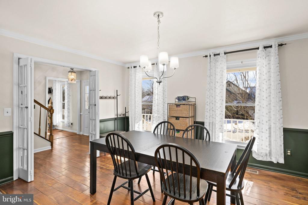 105 CHINABERRY DR, FREDERICKSBURG, Virginia 22407, 5 Bedrooms Bedrooms, ,3 BathroomsBathrooms,Residential,BREEZEWOOD,105 CHINABERRY DR,VASP2039154 MLS # VASP2039154