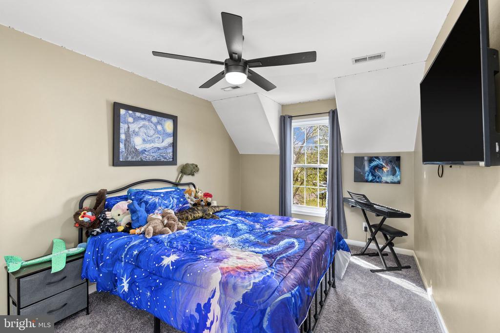 1472 MORRIS POND DR, LOCUST GROVE, Virginia 22508, 5 Bedrooms Bedrooms, ,3 BathroomsBathrooms,Residential,1472 MORRIS POND DR,VAOR2013644 MLS # VAOR2013644 1472 MORRIS POND DR, LOCUST GROVE, Virginia 22508, 5 Bedrooms Bedrooms, ,3 BathroomsBathrooms,Residential,1472 MORRIS POND DR,VAOR2013644 MLS # VAOR2013644