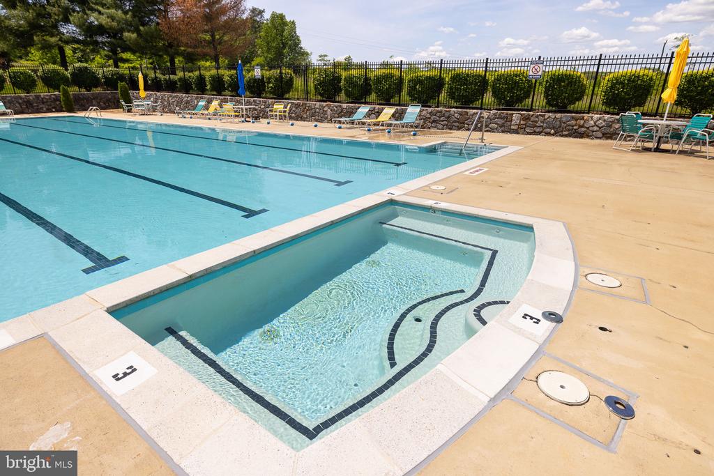 1472 MORRIS POND DR, LOCUST GROVE, Virginia 22508, 5 Bedrooms Bedrooms, ,3 BathroomsBathrooms,Residential,1472 MORRIS POND DR,VAOR2013644 MLS # VAOR2013644 1472 MORRIS POND DR, LOCUST GROVE, Virginia 22508, 5 Bedrooms Bedrooms, ,3 BathroomsBathrooms,Residential,1472 MORRIS POND DR,VAOR2013644 MLS # VAOR2013644